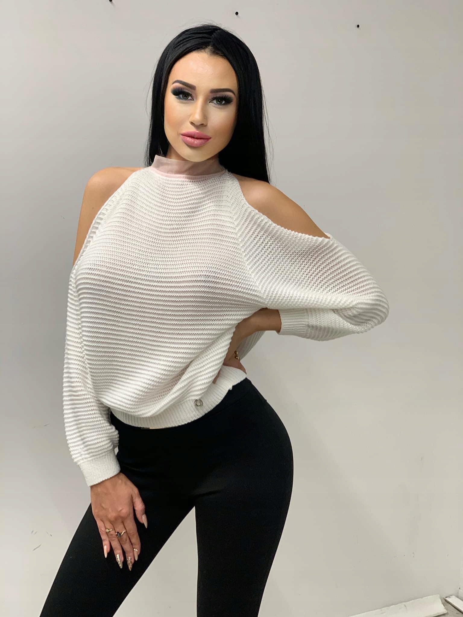 Dámský svetr Bílý Krémový Velikost Uni. Polský Výrobce