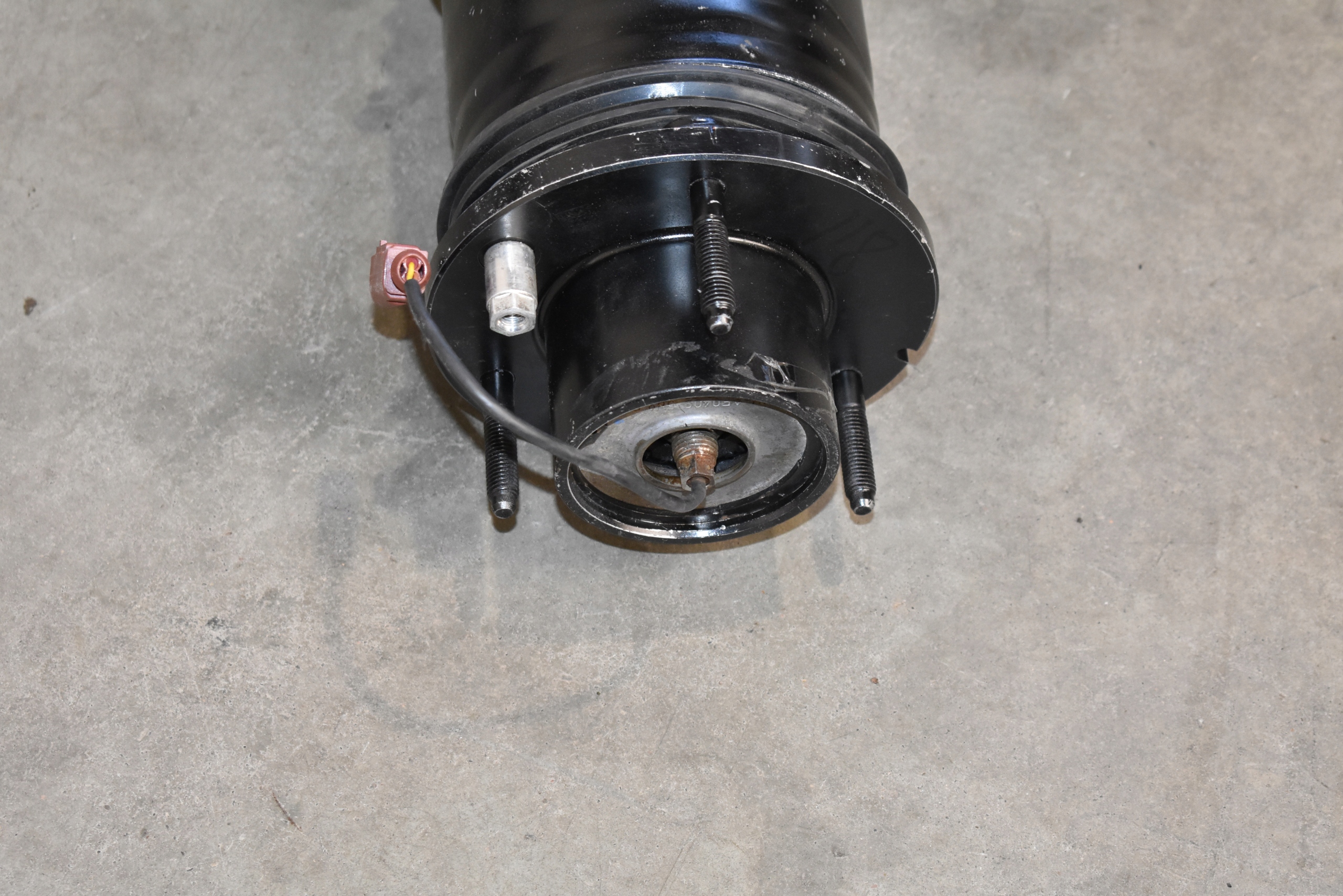 shock absorber front front left PORSCHE TAYCAN 1