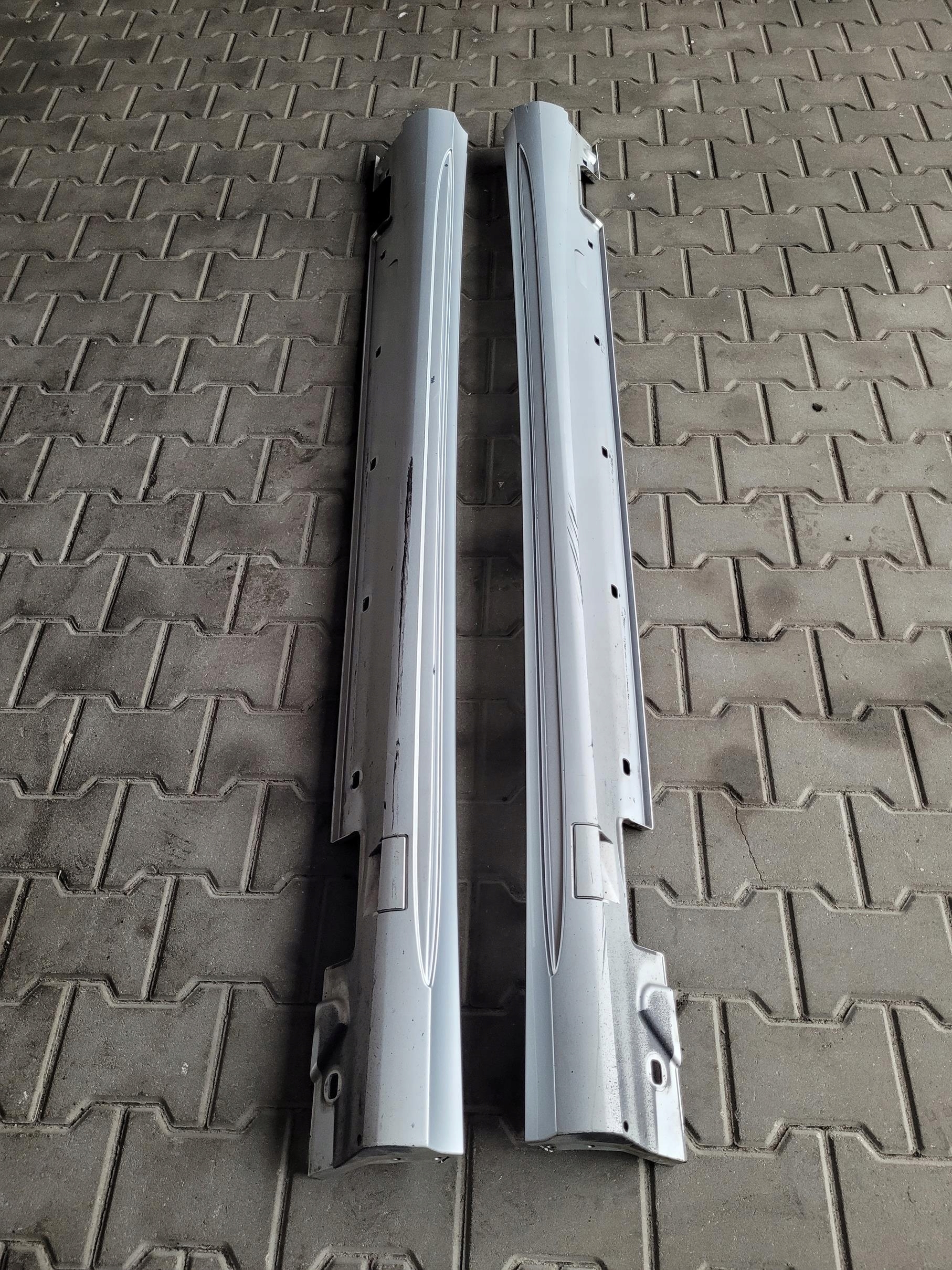 moulding threshold left threshold left MERCEDES E W212 LIFT AMG sedan