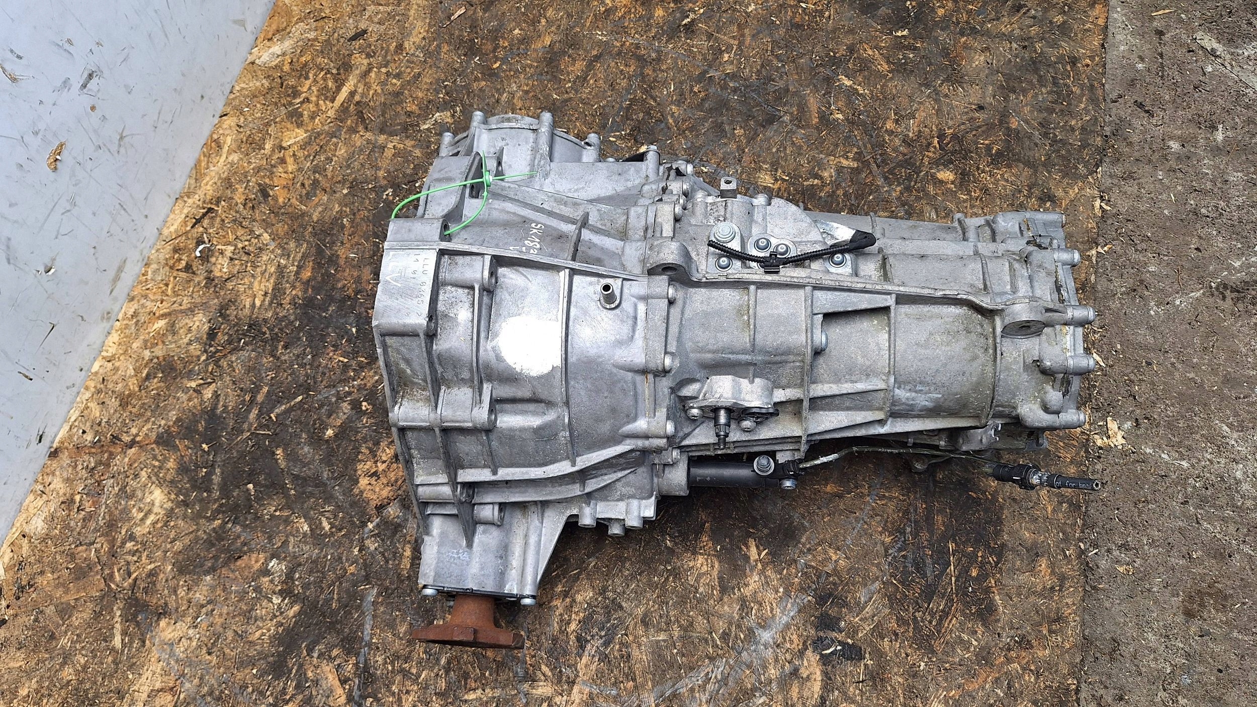 Getriebe LLV AUDI A4 B8 A5 8T 1.8 TFSI
