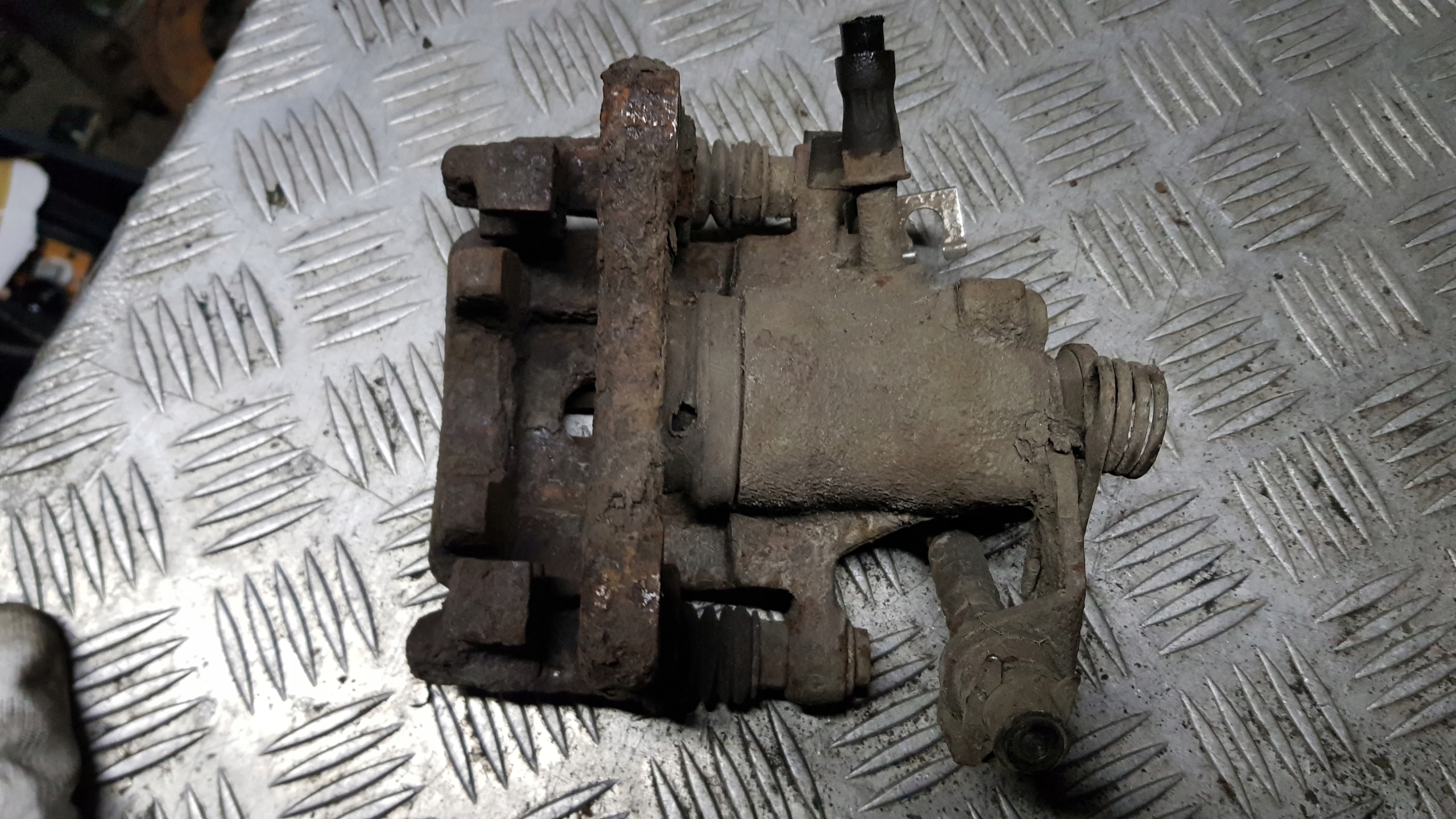 VW SHARAN ALHAMBRA 1.9 TDI LIFT caliper brake left right rear part