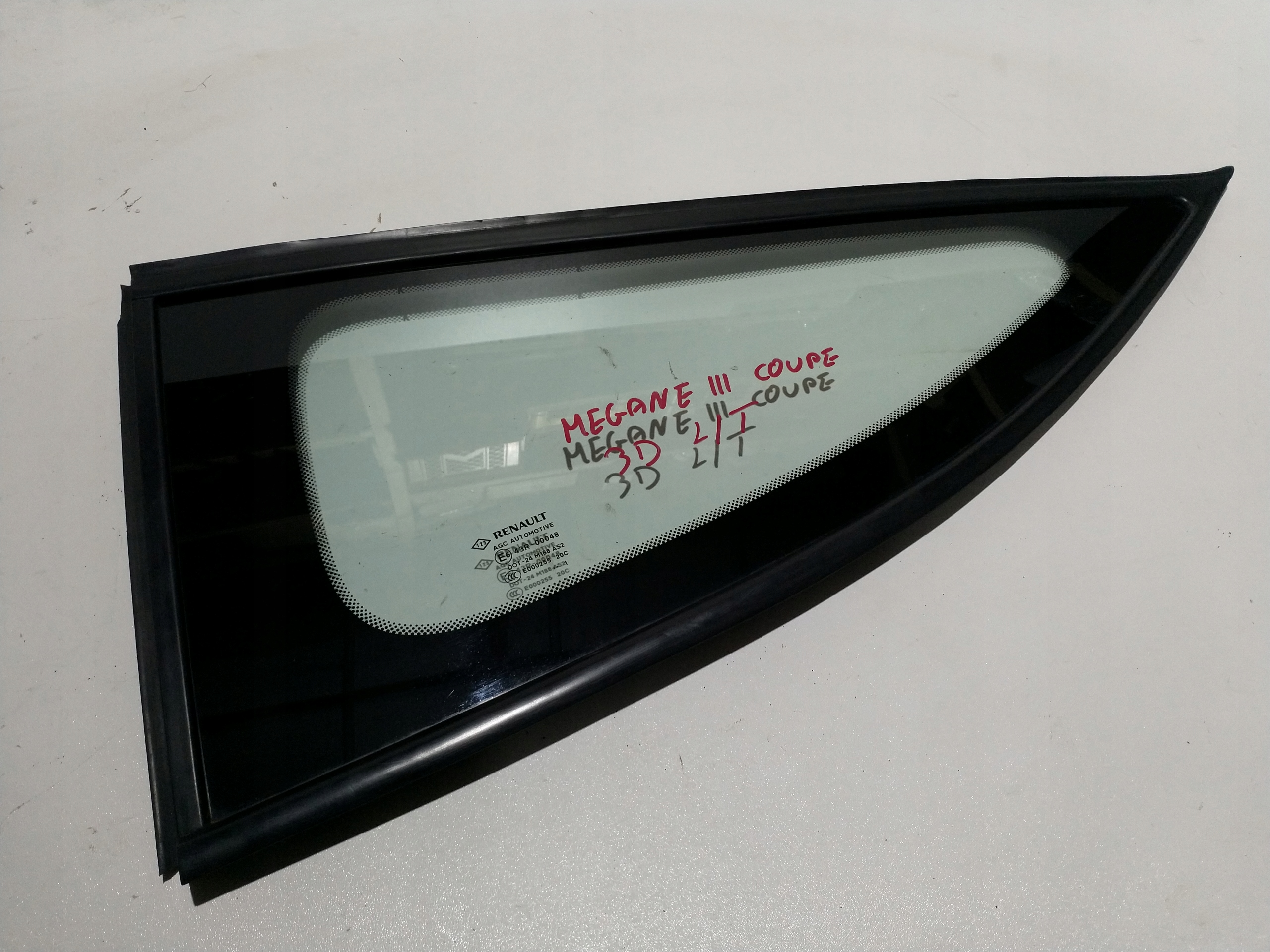 MEGANE 3 III COUPE SZYBA KAROSERYJNA LEWY TYŁ ORYGINAŁ 08-