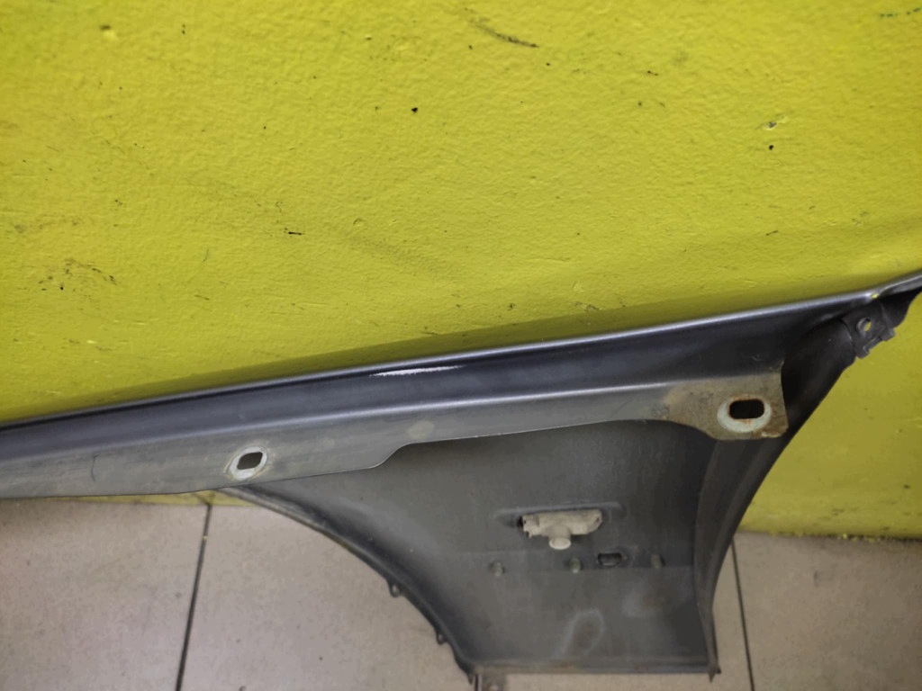 BMW E46 parafango destra anteriore
