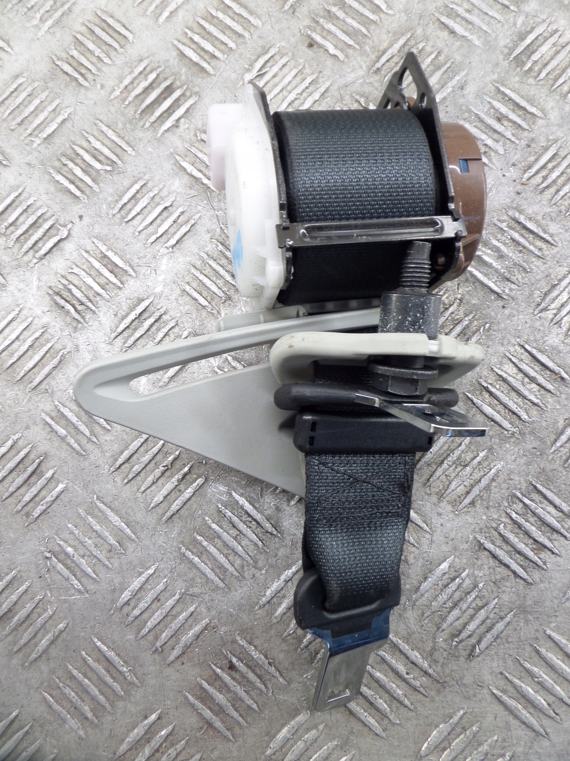 Gurten Sicherheits Nissan OE 89844EY10A