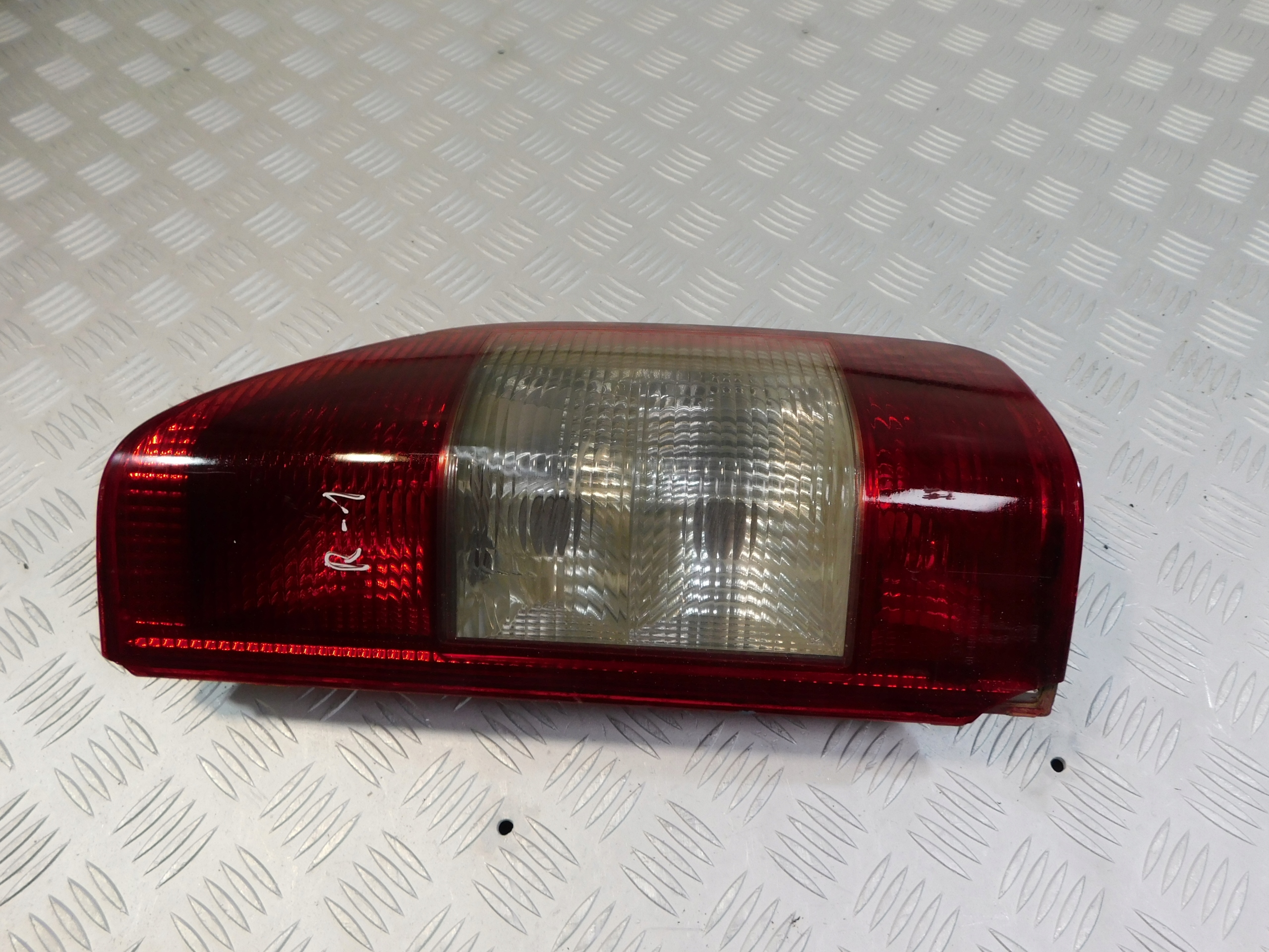 Mercedes Sprinter 95-06r Licht rechts heck
