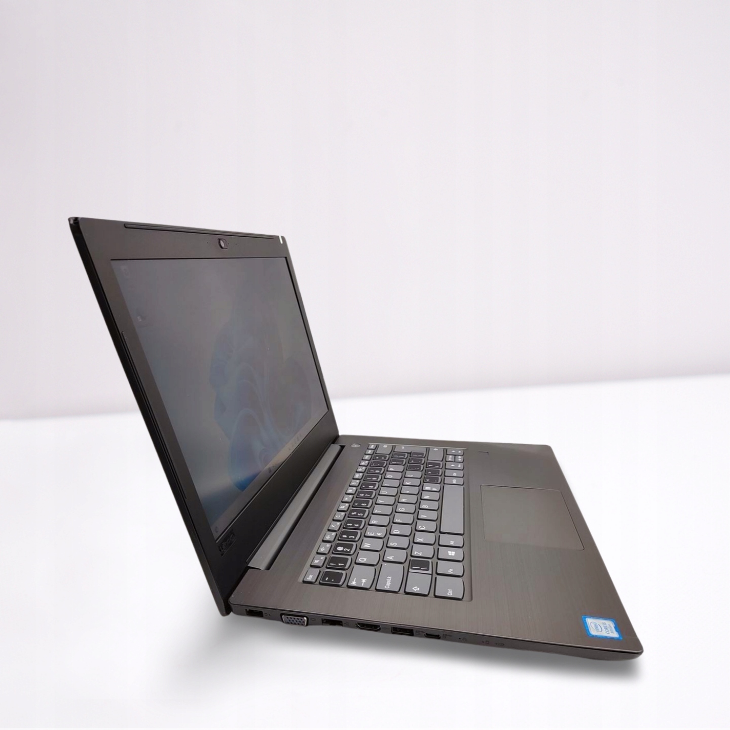 Lenovo V330-14IKB