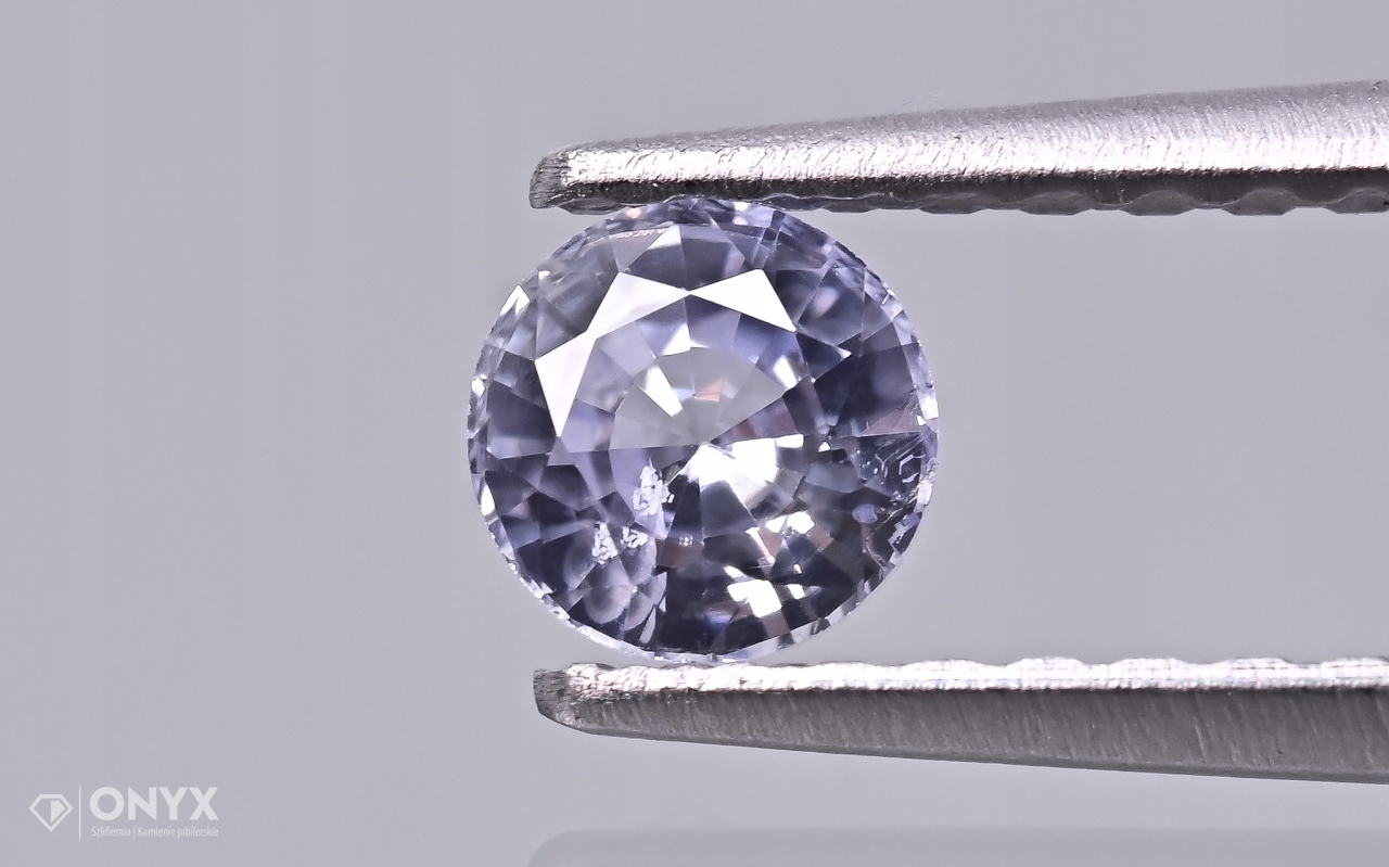 Fazetovaný safír kulatý fi 4 mm