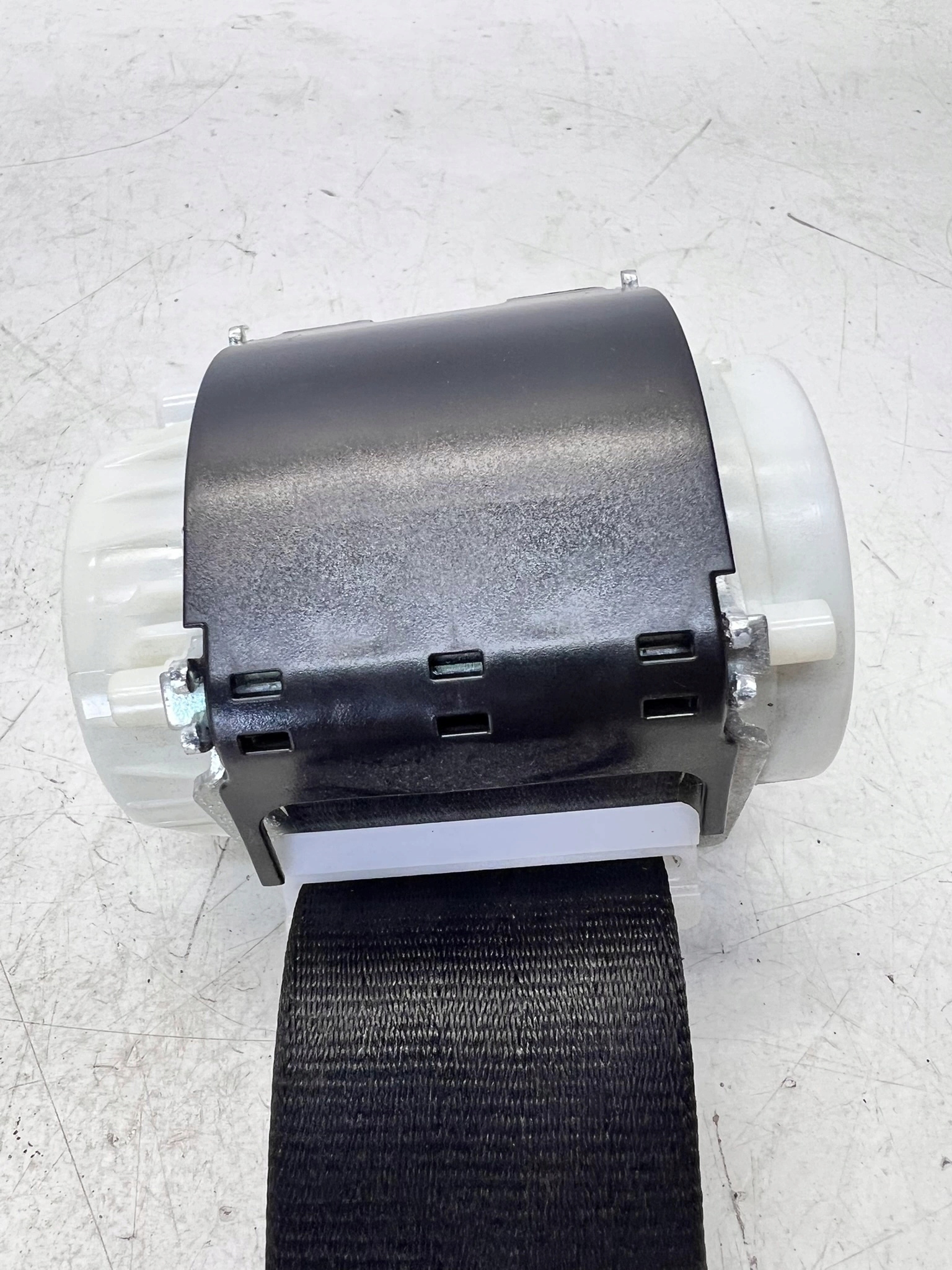 Gurten Sicherheits mitte heck AUDI Q5 FY 80A857807B
