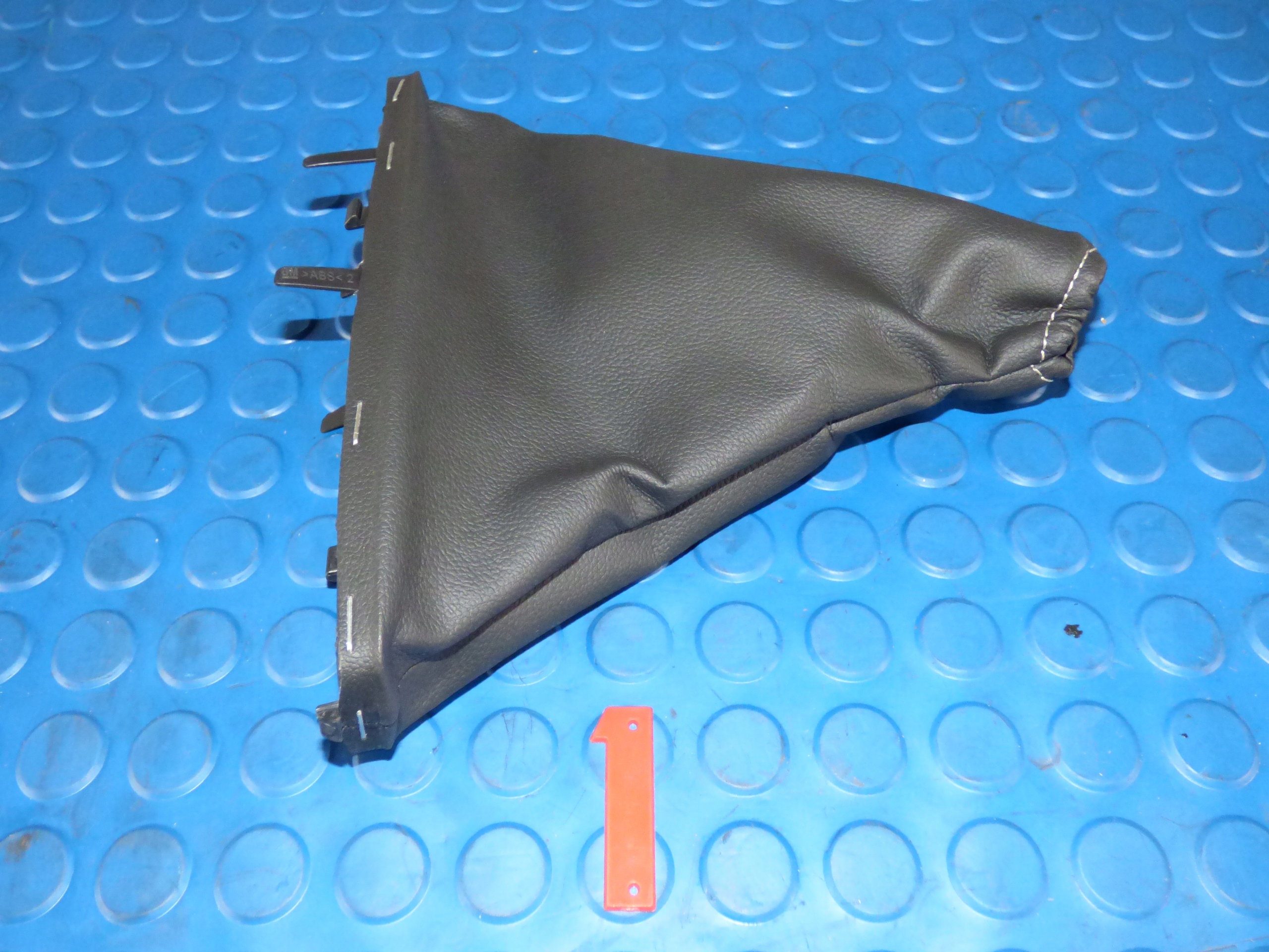 BLENDE ABDECKUNG MANSCHETTE DZWIGNI HAND OPEL ASTRA V K