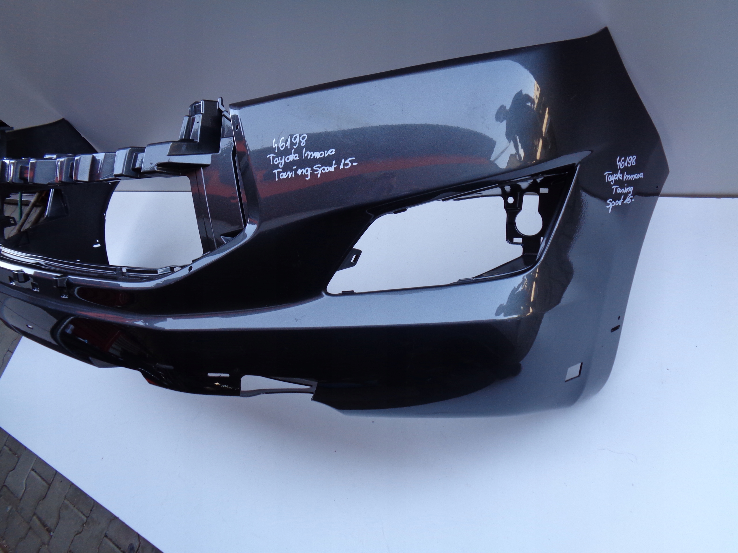 front bumper TOYOTA INNOVA TOURING 15- NR 46198