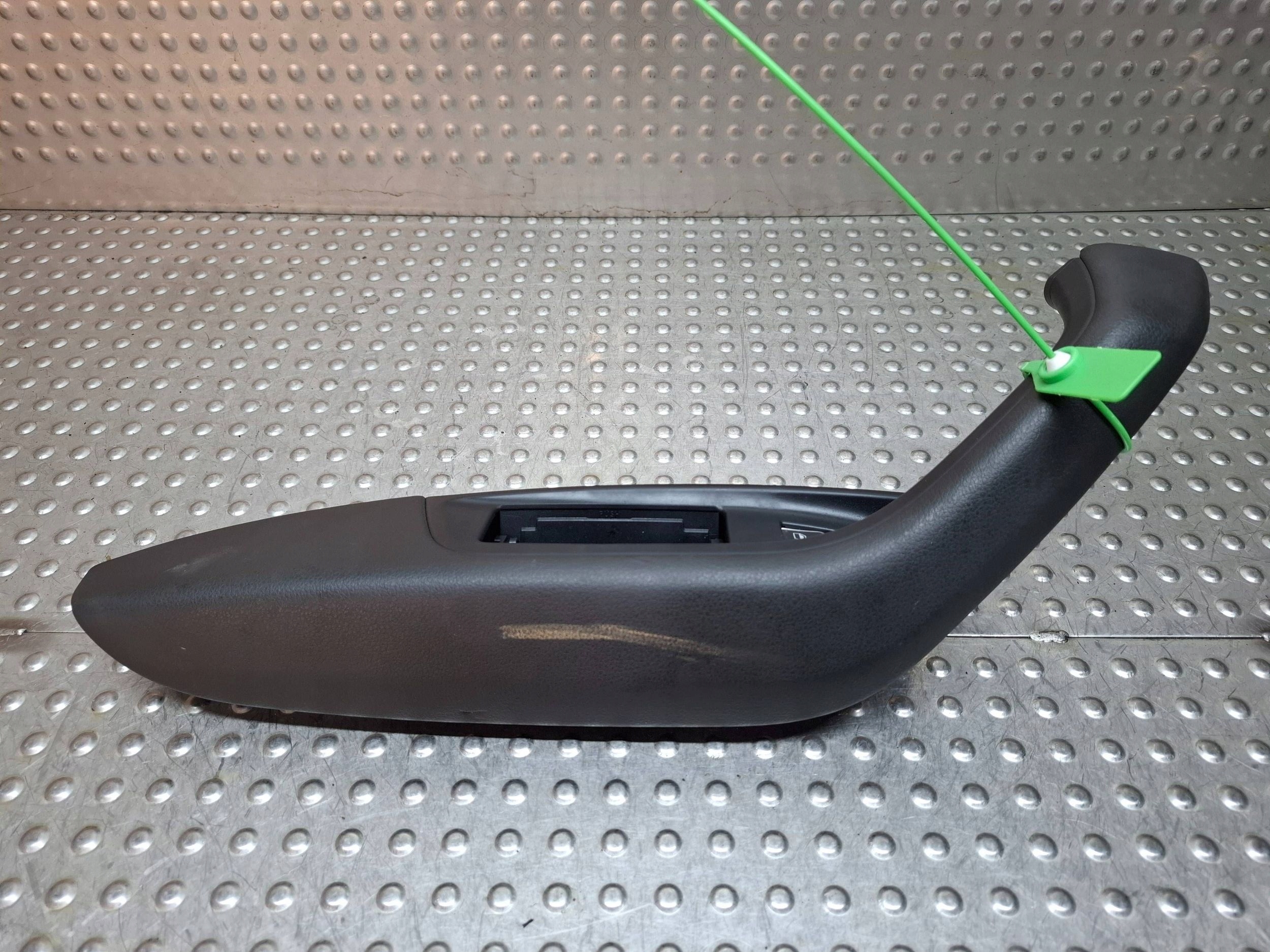 armrest control panel windows left rear part 4G0867371 AUDI A6 S6 C7 4G