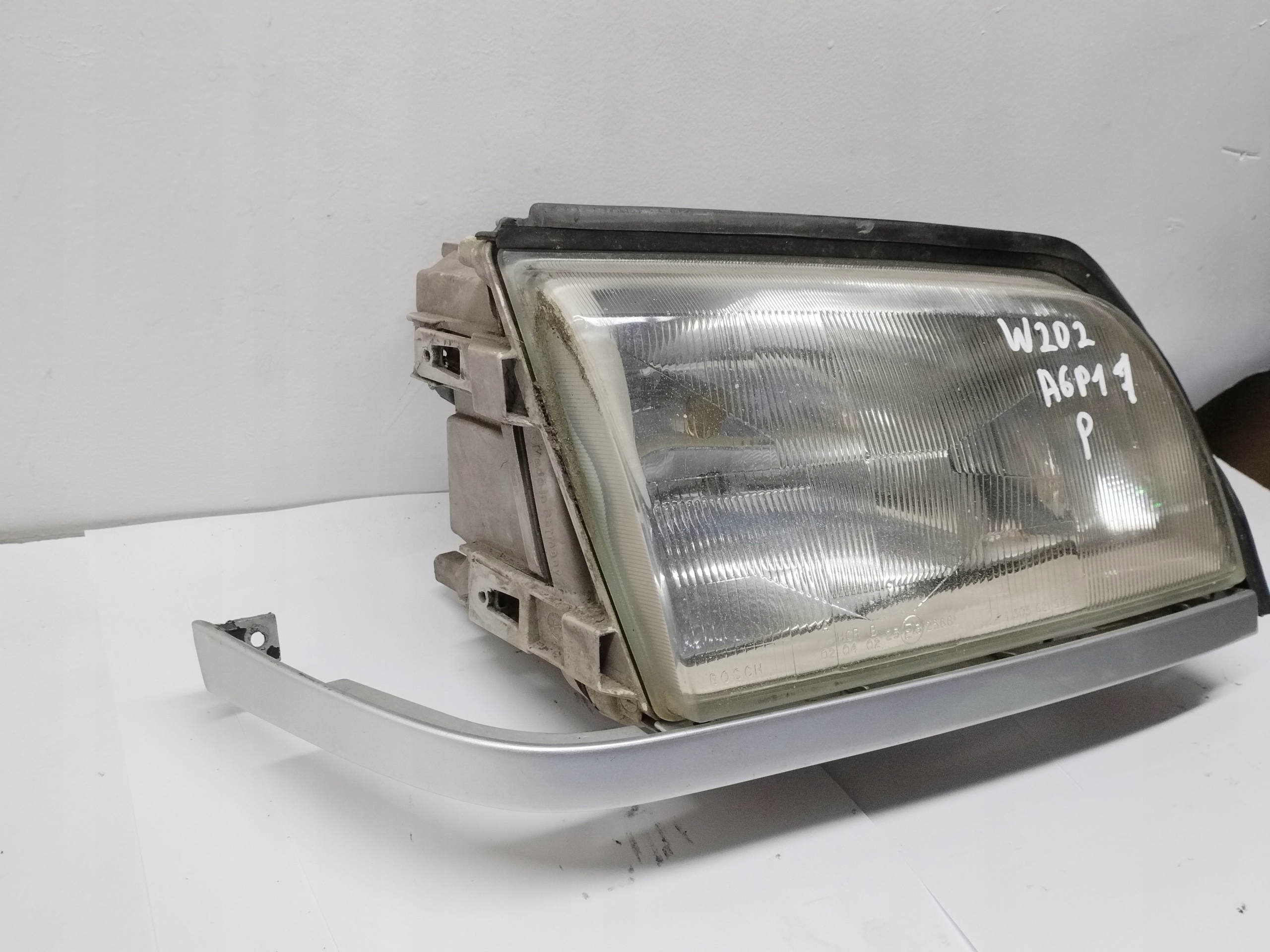 light right front MERCEDES W202 A2028202361
