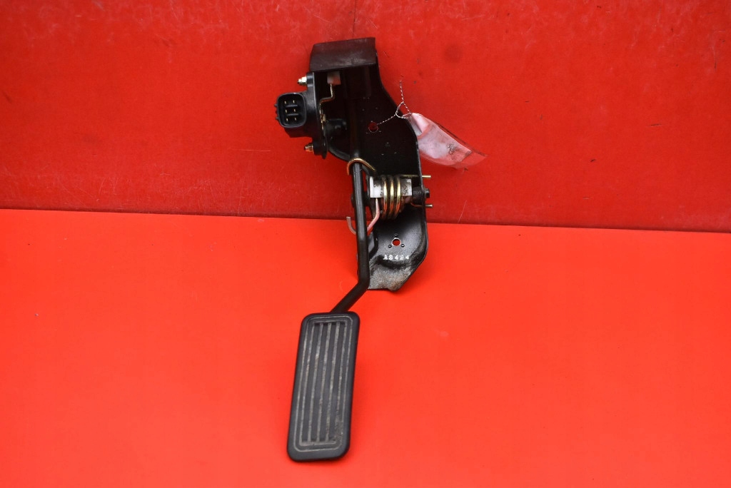 potentiometer accelerator pedal EU TOYOTA COROLLA E12 2.0 D-4D 116 KM 00-08