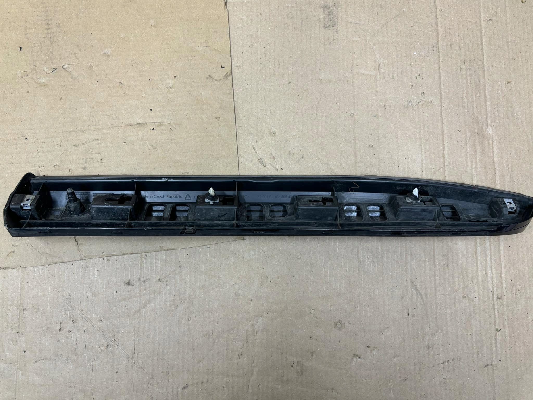 moulding door right rear part VW ARTEON 3G8853992B
