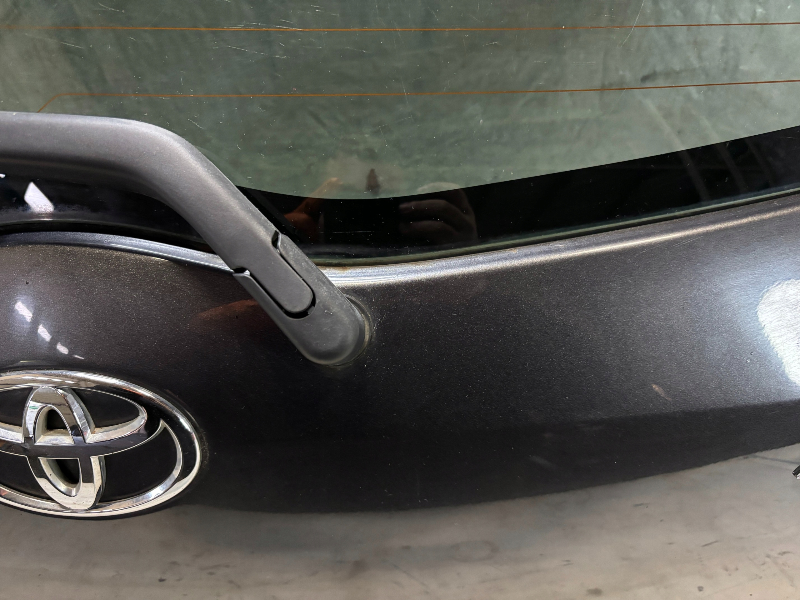 trunk door boot Toyota Yaris II 2 5D k: 1G3