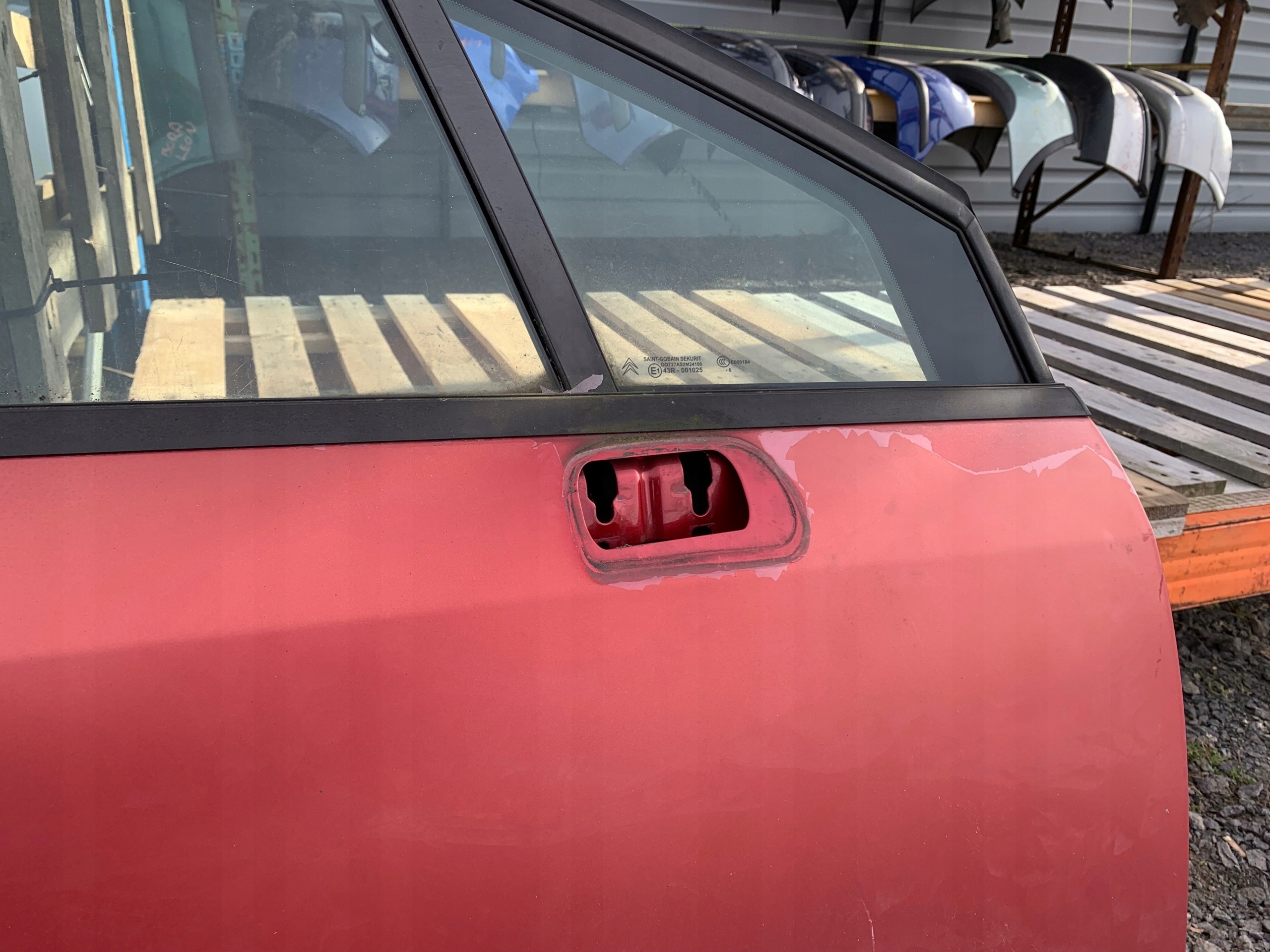 CITROEN C4 and door right front EKQD