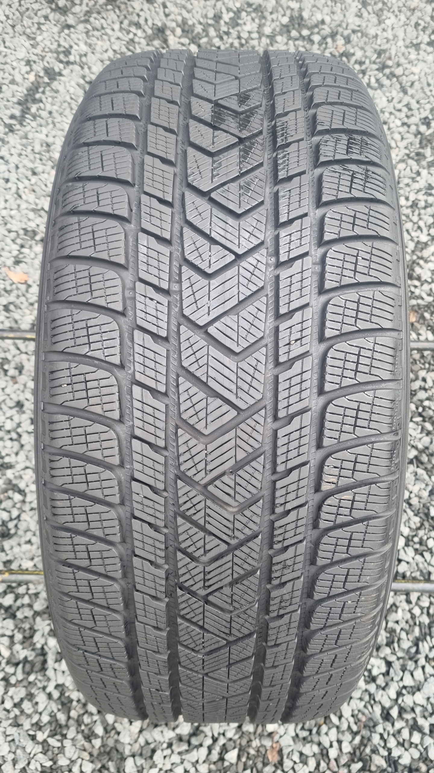 PIRELLI WINTER SCORPION 275 50 20