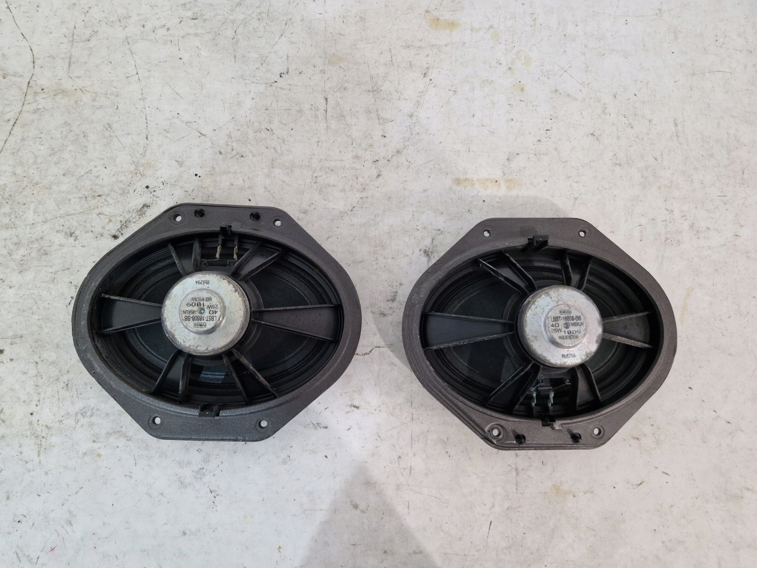 FORD EXPLORER VI MK6 2020- speaker door front przednich LB5T-18808-BB