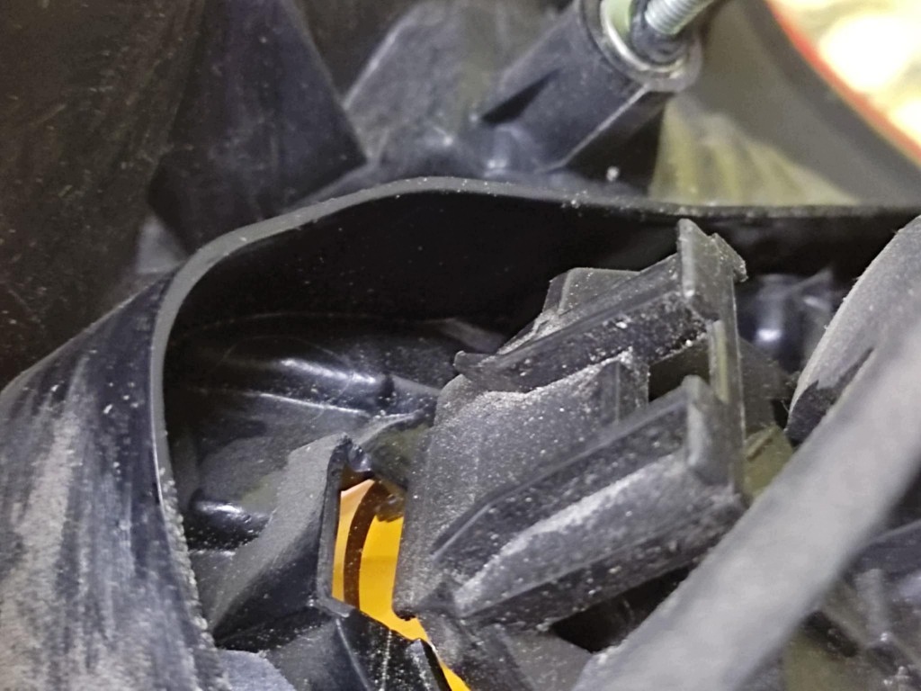 TOYOTA COROLLA E12 light left rear part