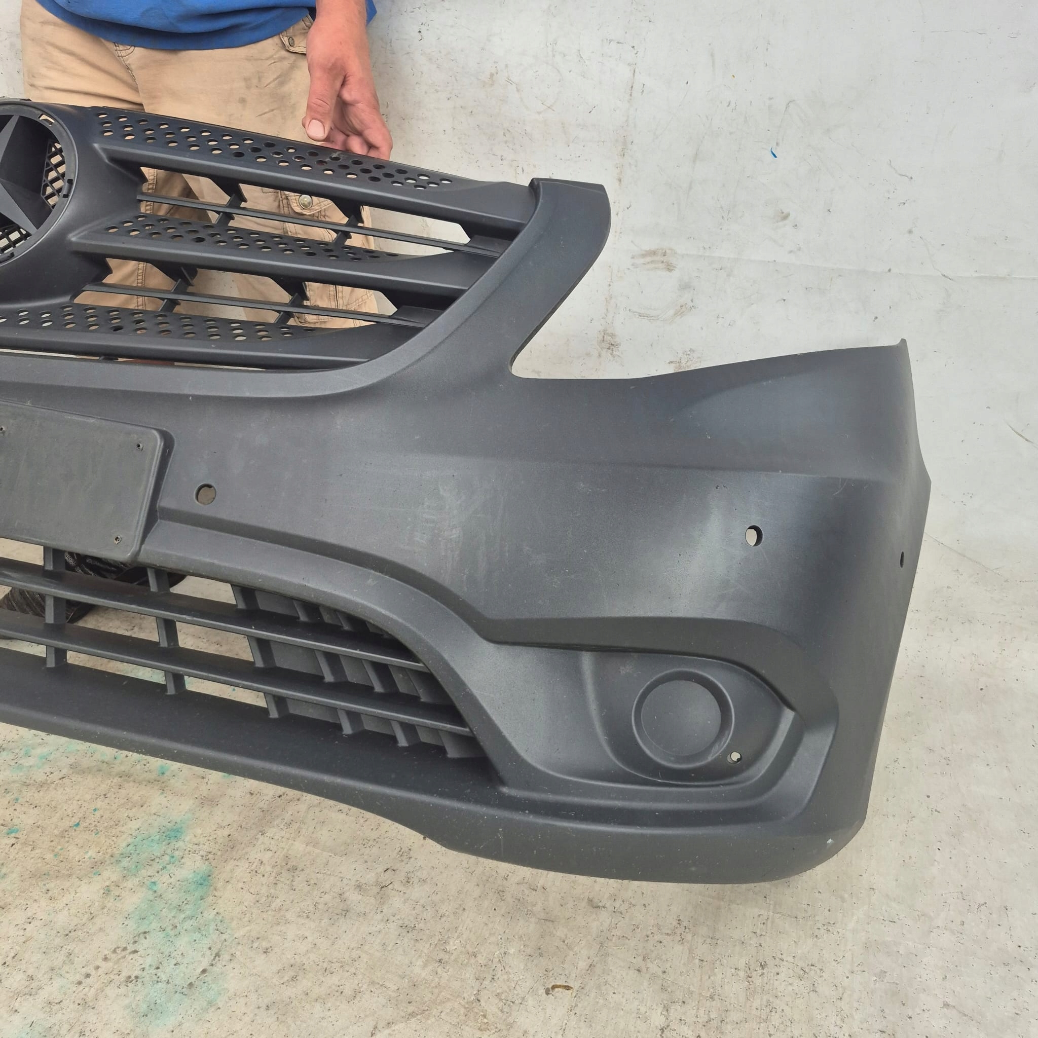 MERCEDES VITO III 3 W447 14- bumper front front PDC