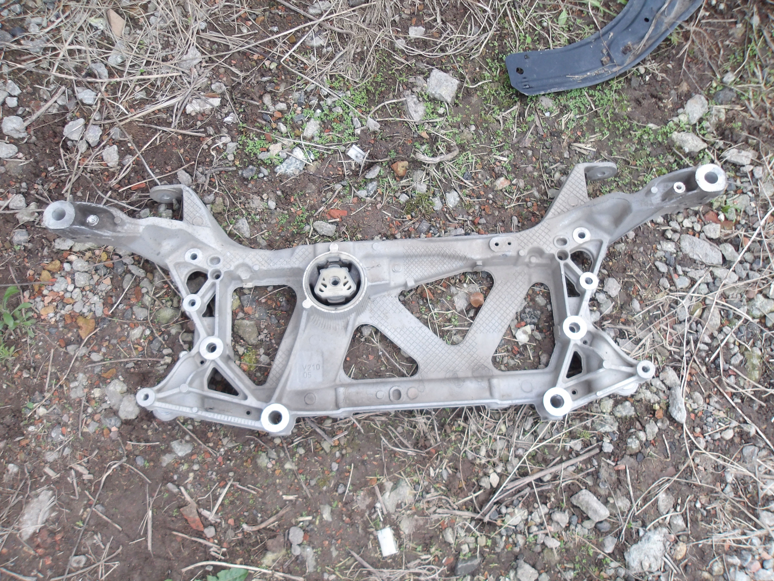 SANKI WÓZEK PRZÓD VW ARTEON PASSAT B8