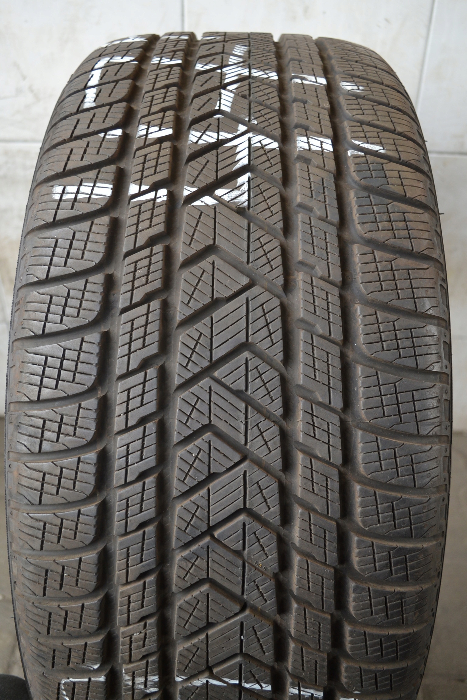 285/45R20 112V Pirelli SCORPION WINTER x1шт 47p