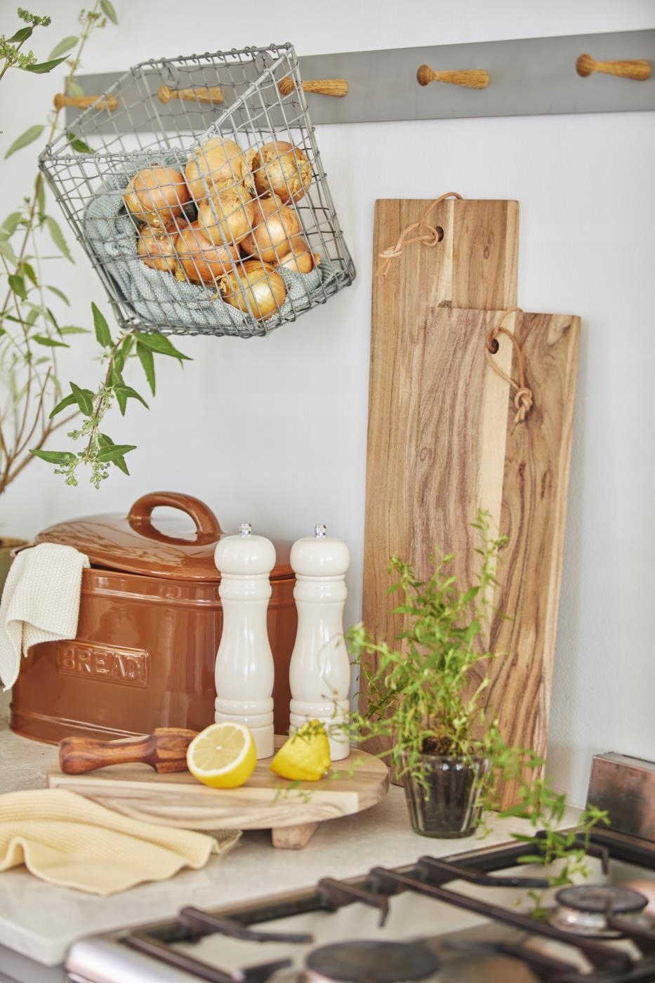 CHLEBAK CERAMICZNY Z POKRYWKĄ IB LAURSEN BRĄZOWY Rodzaj zestaw