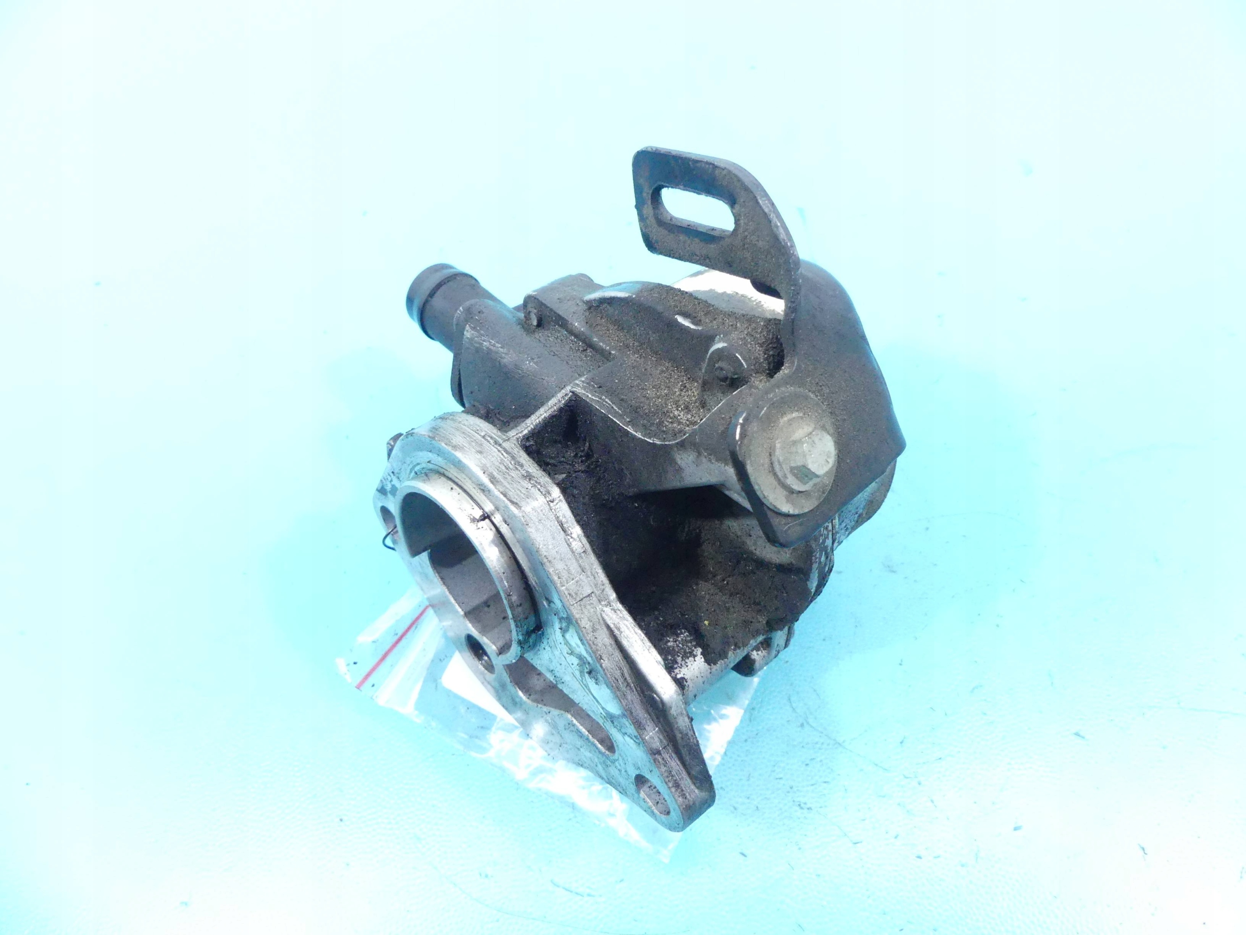 насос вакум Dacia LOGAN и 1.5