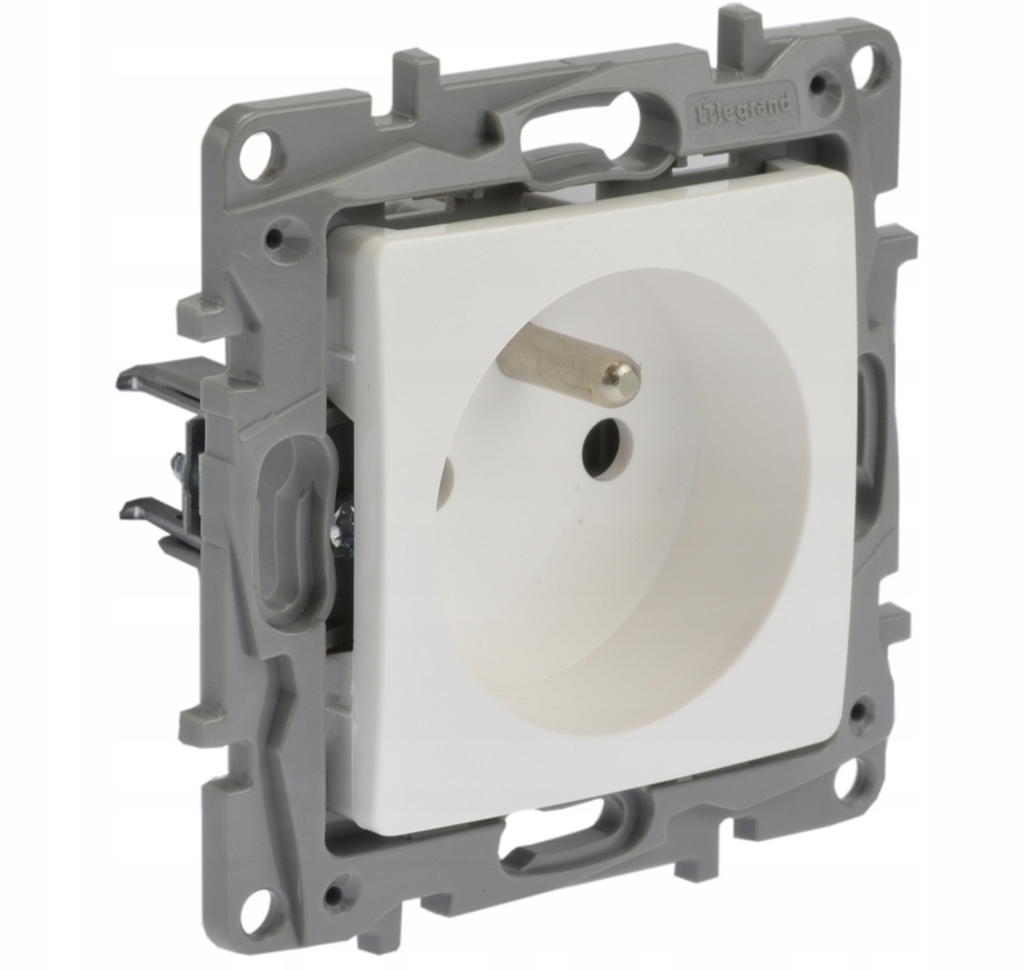 

Legrand Niloe Gniazdo 2P+Z 16A białe