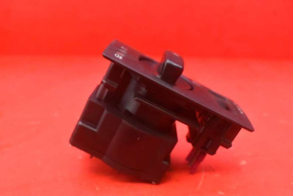 switch light switch A1695451004 MERCEDES B-KLASA W245 05-08