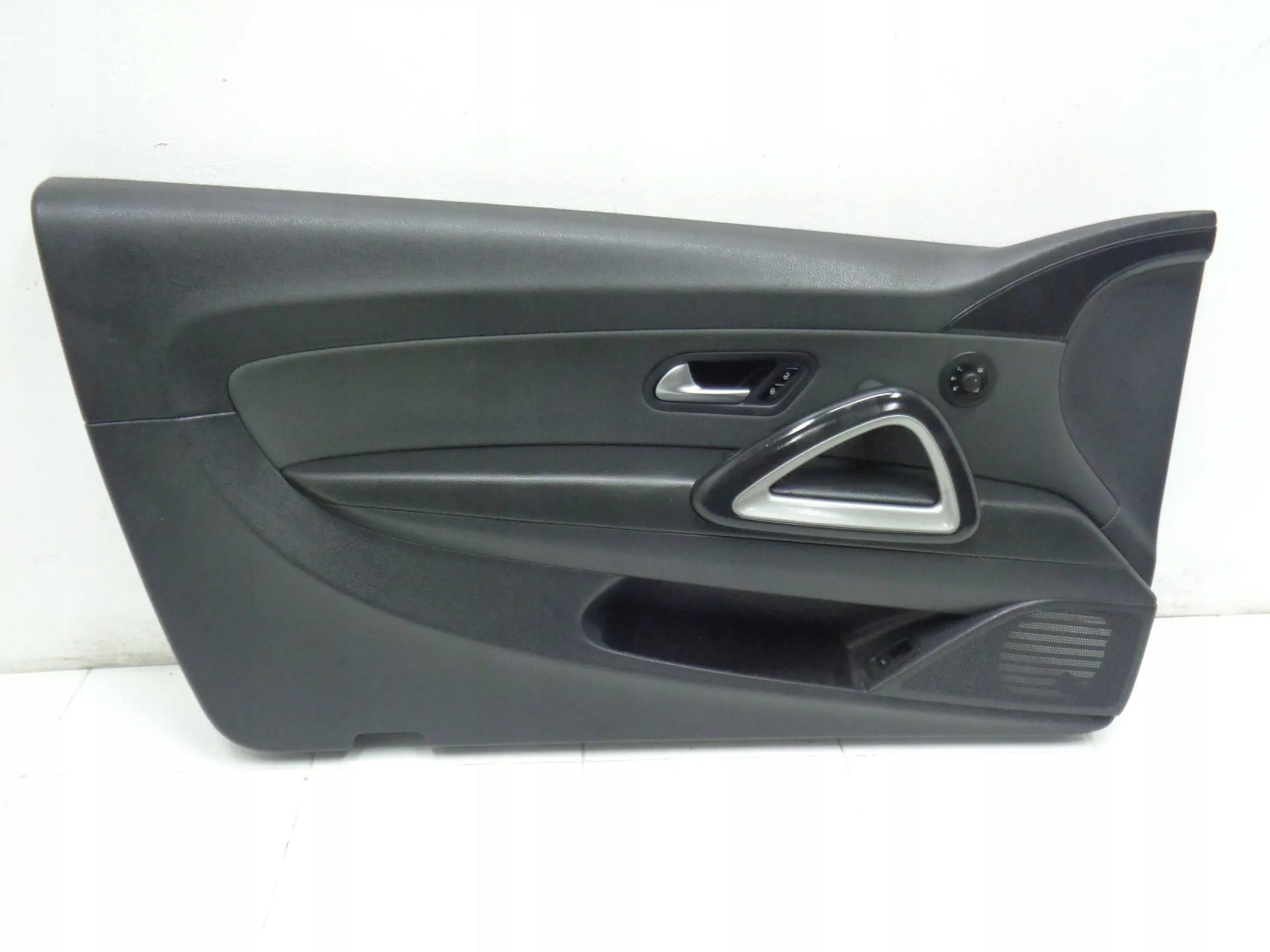 дверные карты volkswagen oe 1K8867011