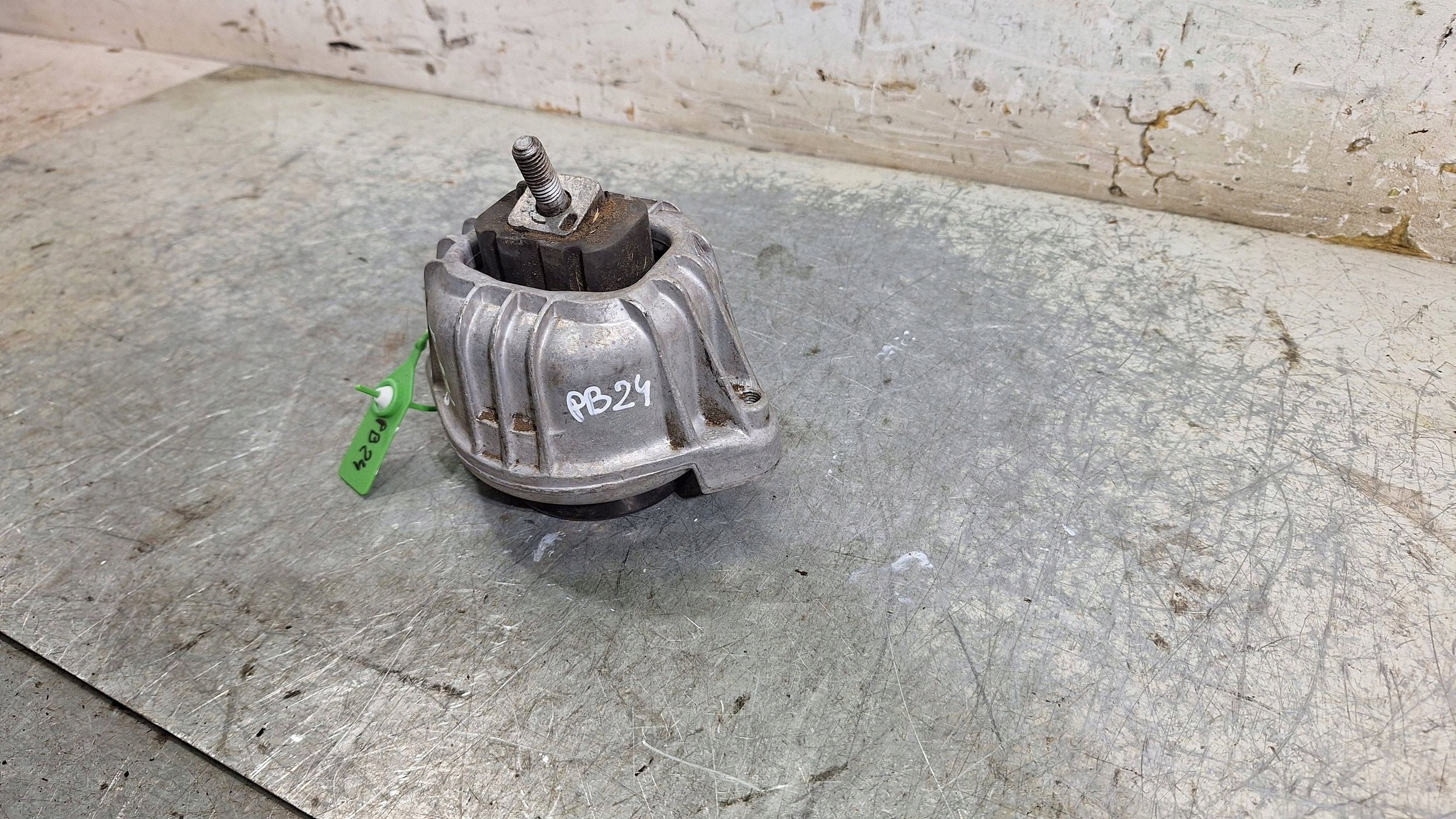 Motorlager links 13981112 BMW E81 E84 E87 E90 E91 E93 N53B30A