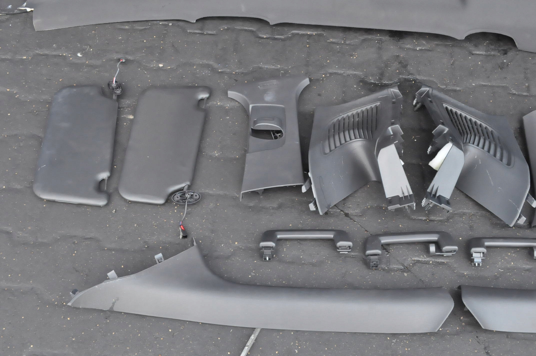 FORD FOCUS MK3 ST KOMBI CZARNA PODSUFITKA DACHU +SŁUPKI PLASTIKI RĄCZKI Jakość części (zgodnie z GVO) O - oryginał z logo producenta pojazdu (OE)