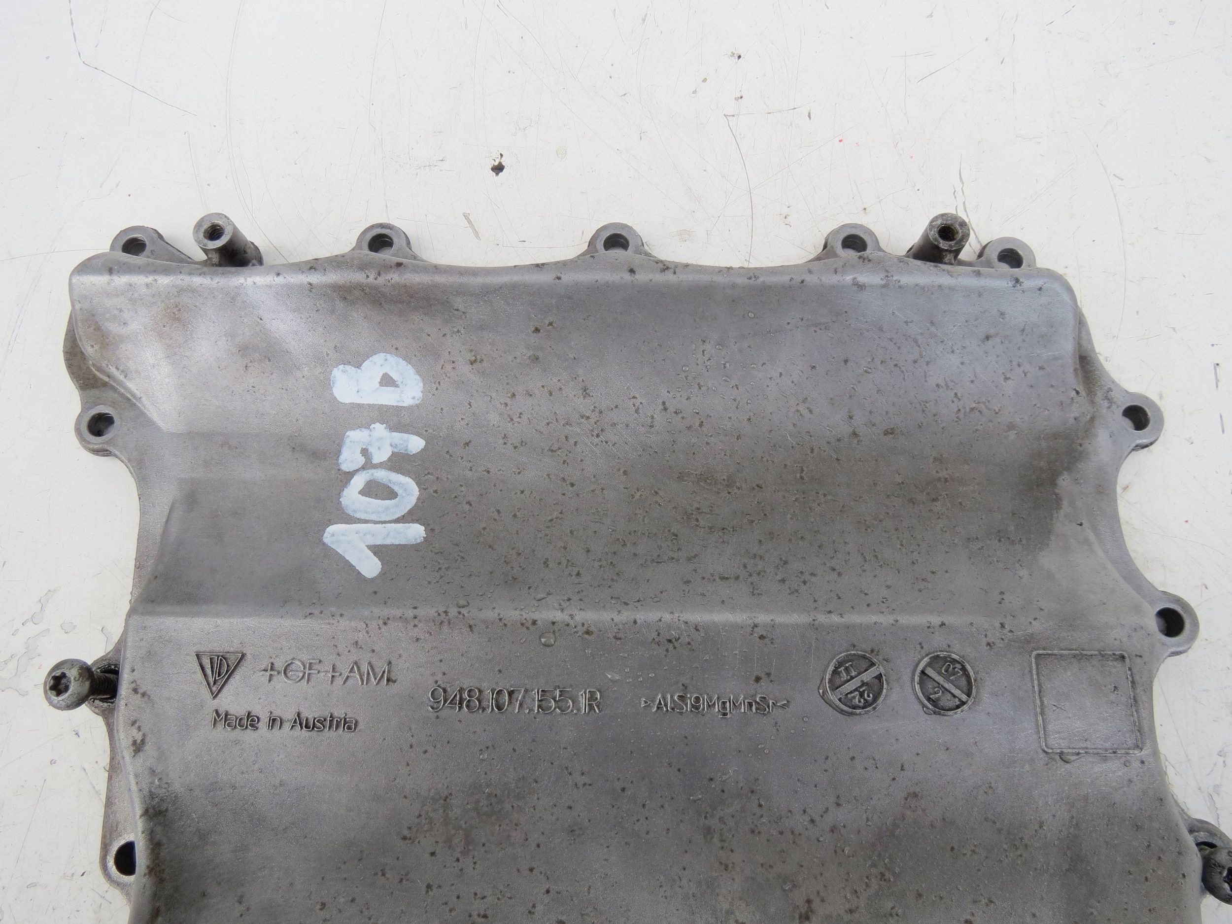 olajteknő PORSCHE CAYENNE és 7L5 4.8 V8 9481071551R