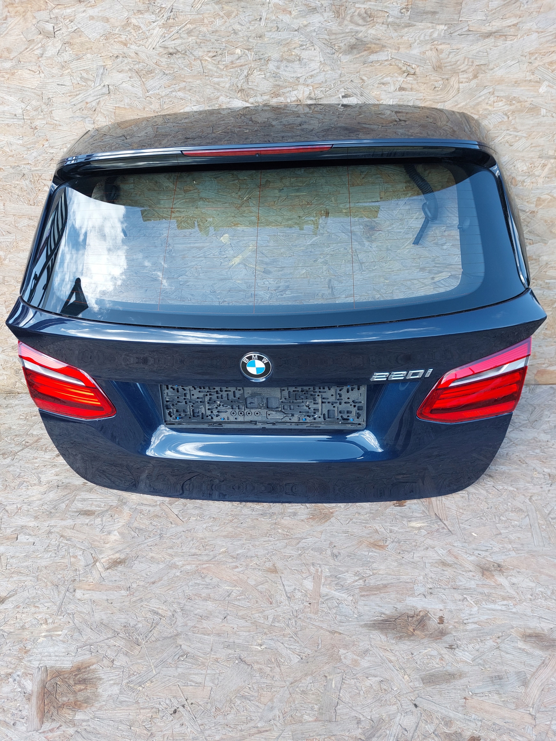 BMW 2 F45 KLAPA TYŁ GRANTOWA A89