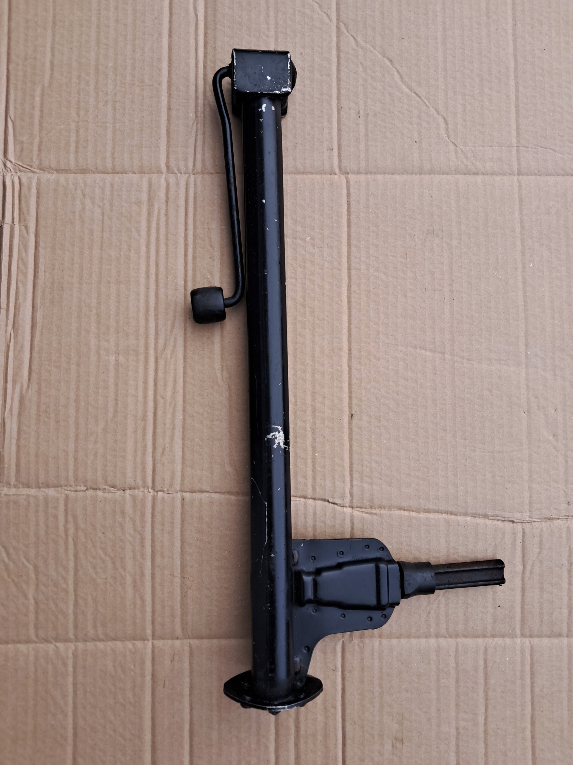lift SAMOCHODOWYCH MERCEDES W124 1245830115