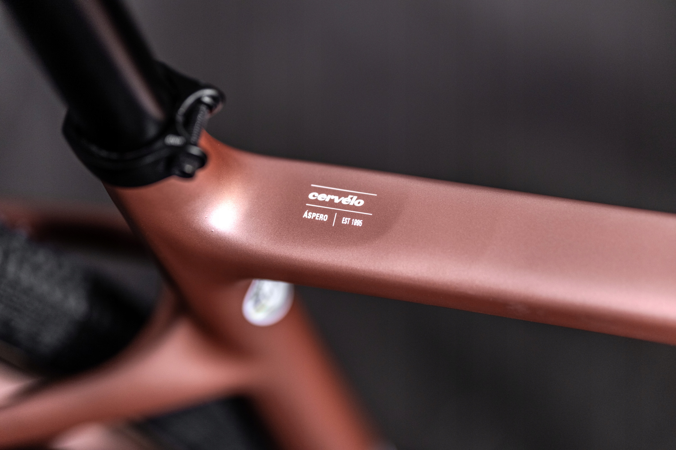 ROWER GRAVEL CERVELO ASPERO SRAM APEX 1 ROSE CHAMPAGNE 54 Marka Cervelo