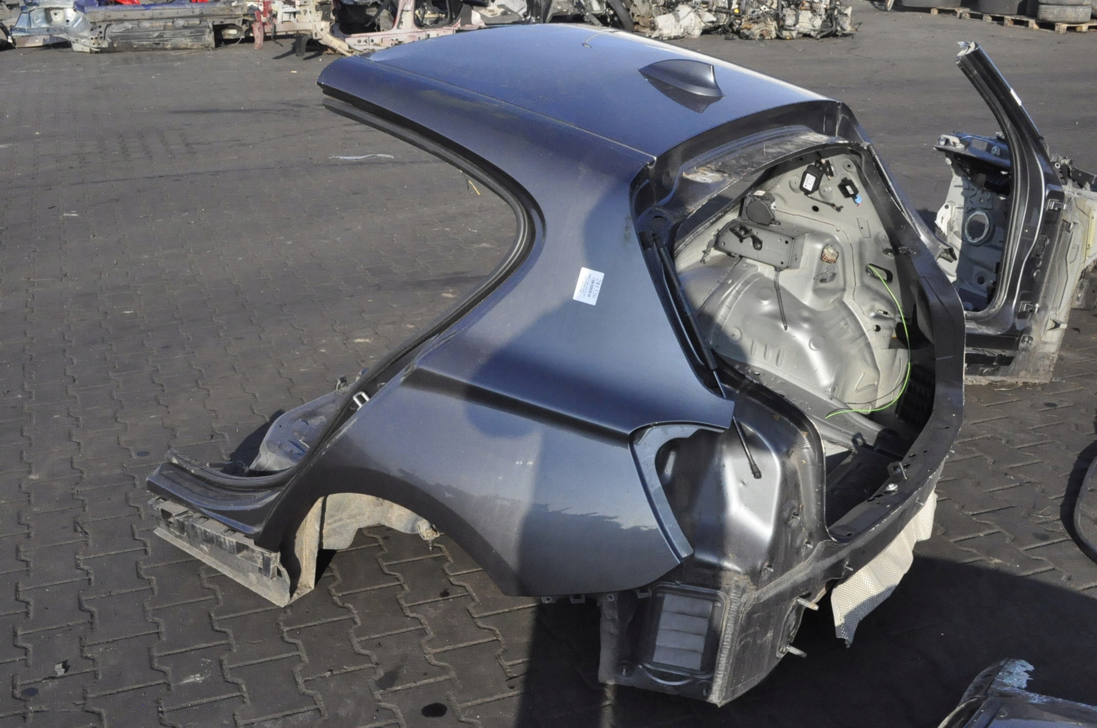 БМВ 1 F20 весь задній кінець жопа пояс ванна чверть