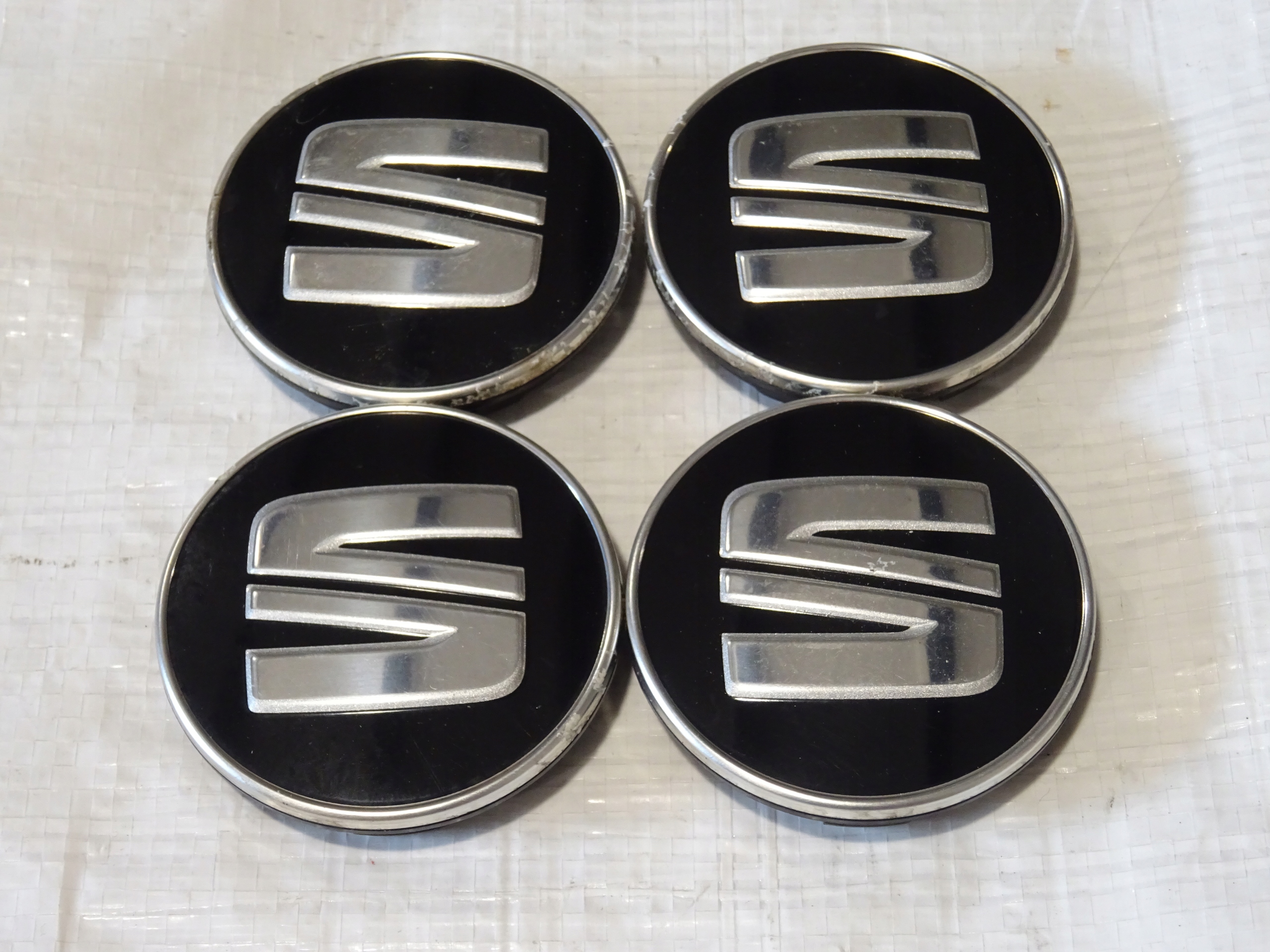 КРЫШКИ КРЫШКИ SEAT LEON TARRACO IBIZA 5F0601171