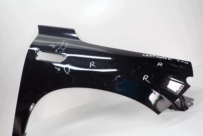 LEAPMOTOR C10 fender right front front