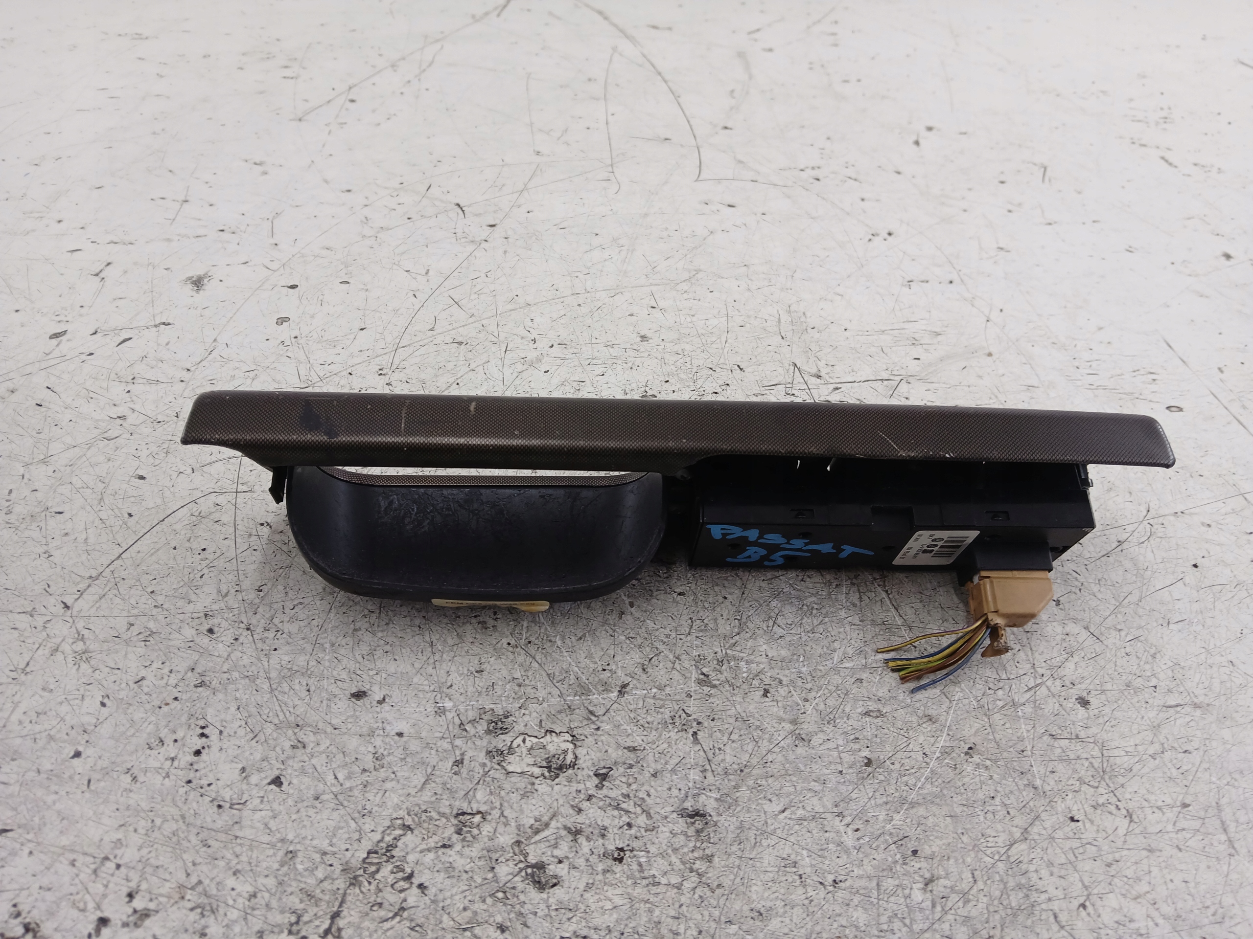 PANEL okna levý předek VW GOLF IV BORA PASSAT B5 1J4959857D 98-05