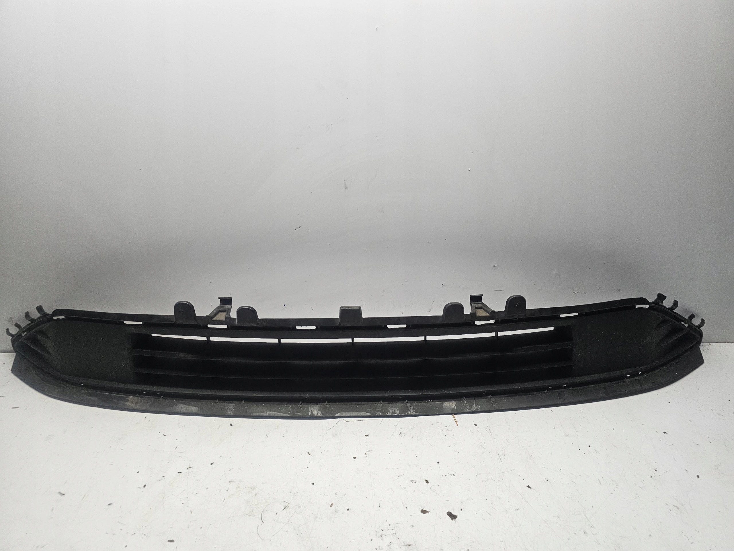 OPEL INSIGNIA B LIFT central grid of a bumper front 39161812
