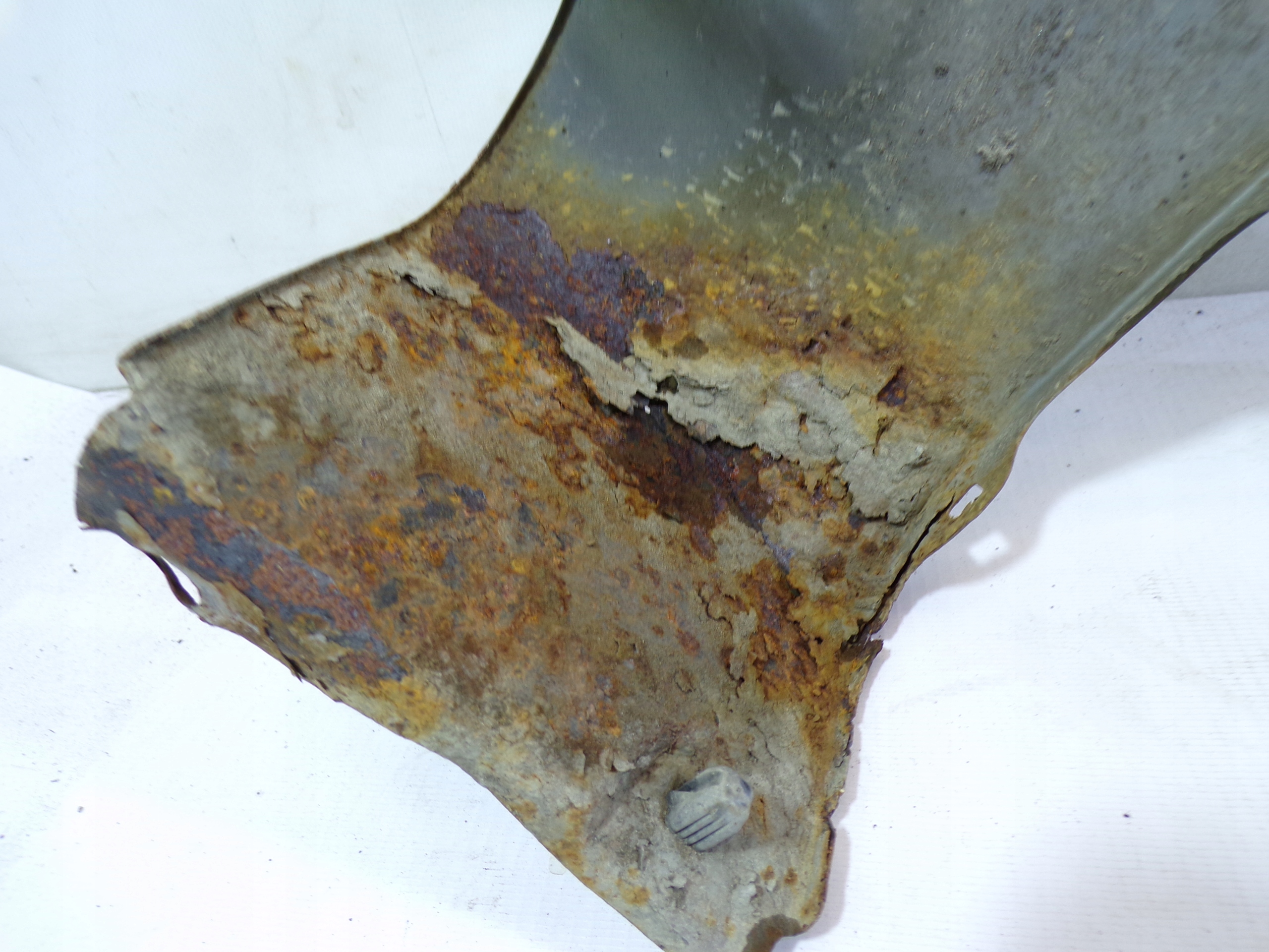 fender left front TOYOTA AYGO (F1)