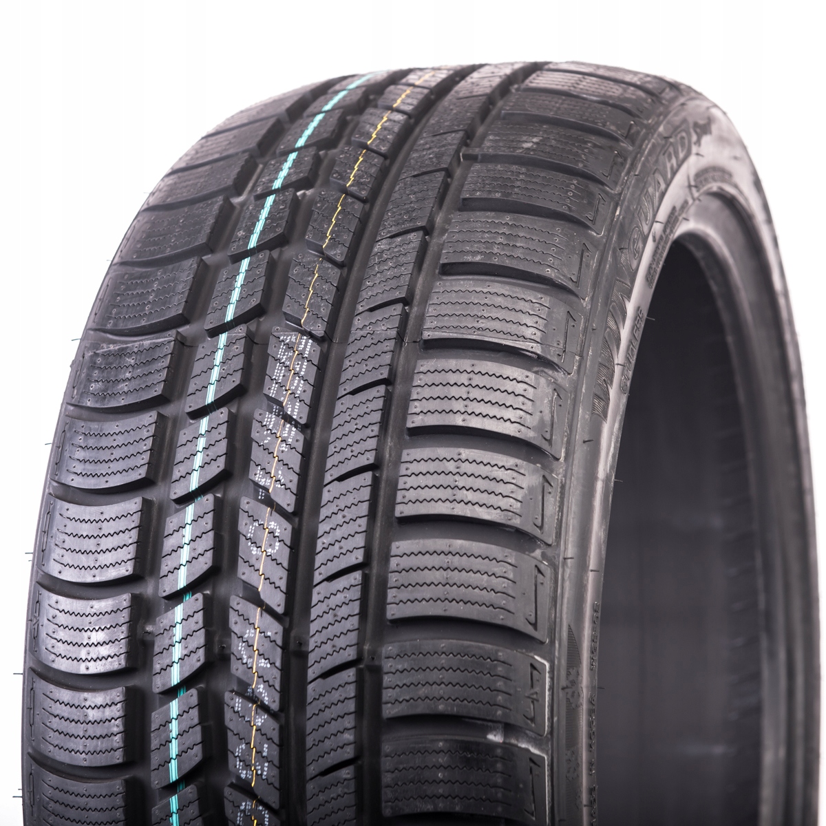 1x OPONA ZIMOWA 225/40R18 Roadstone WINGUARD SPORT