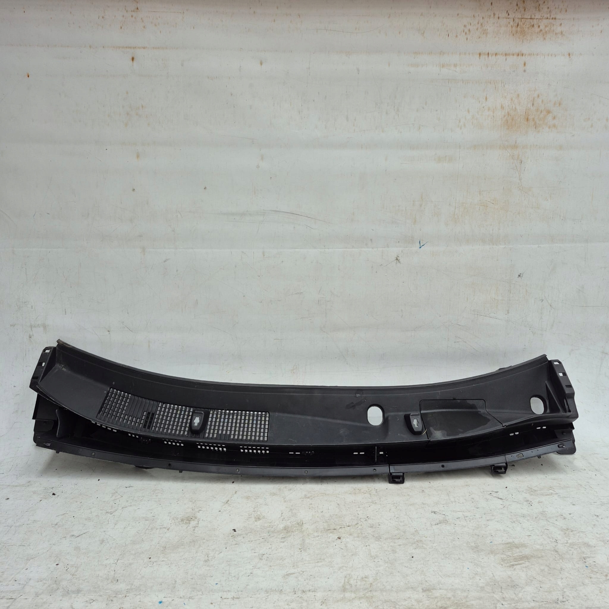 TOYOTA YARIS CROSS 20- torpedo upper 55708-0D520