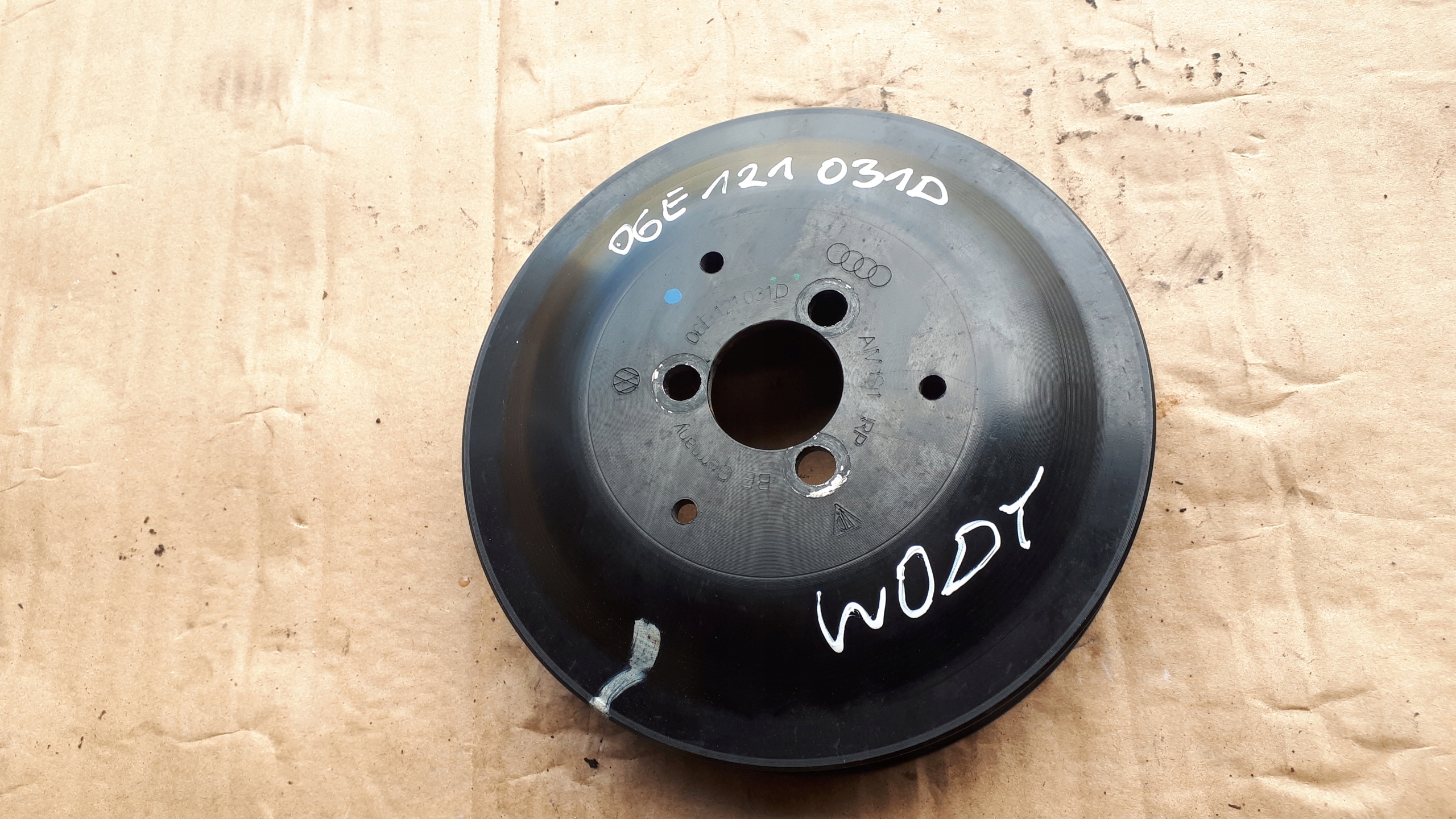 A6 C7 A7 REMENICA POMPY VODE 3.0 TFSI S4 B8