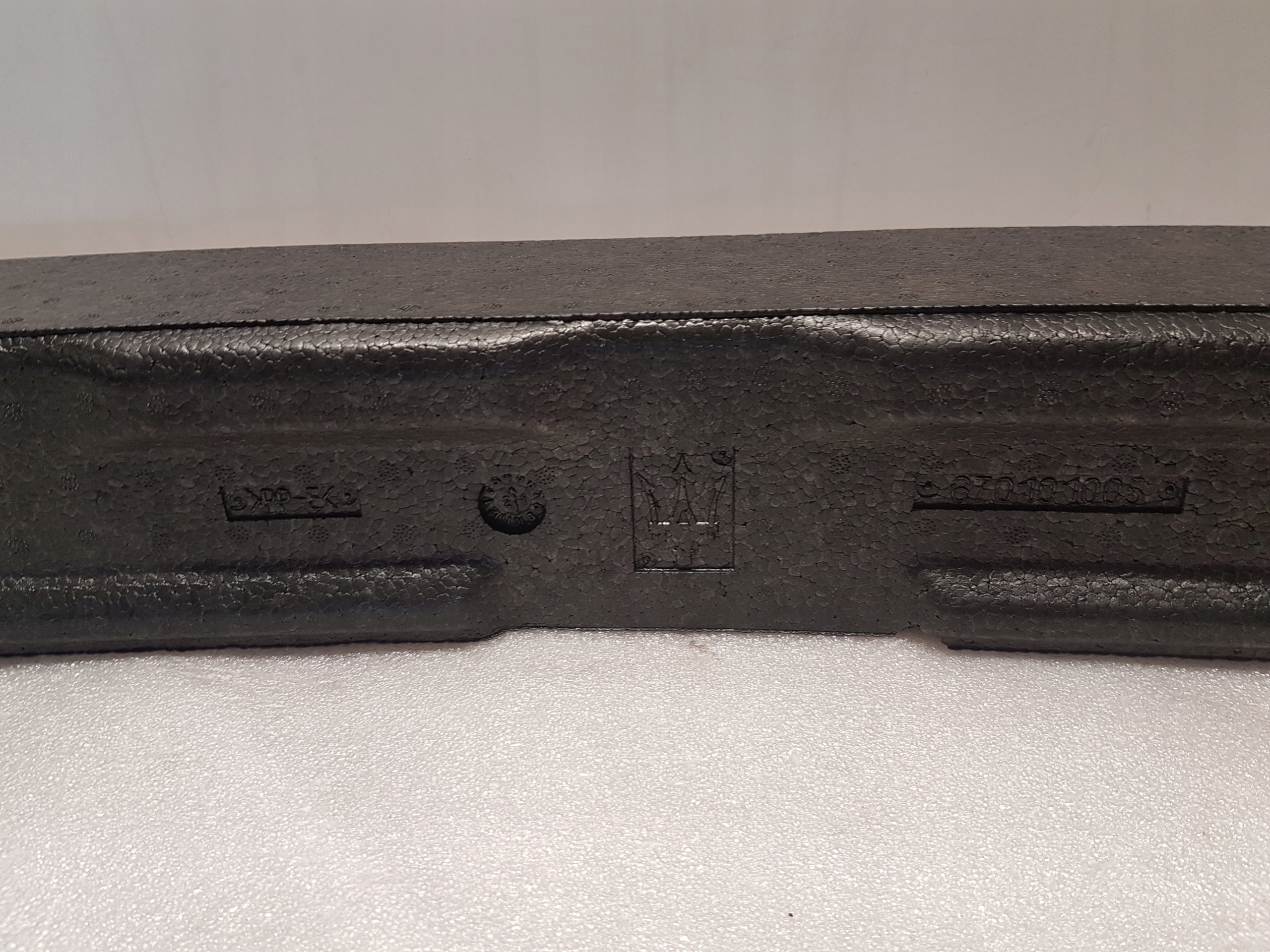 ABSORBER nárazníku předek MASERATI GHIBLI 670101005