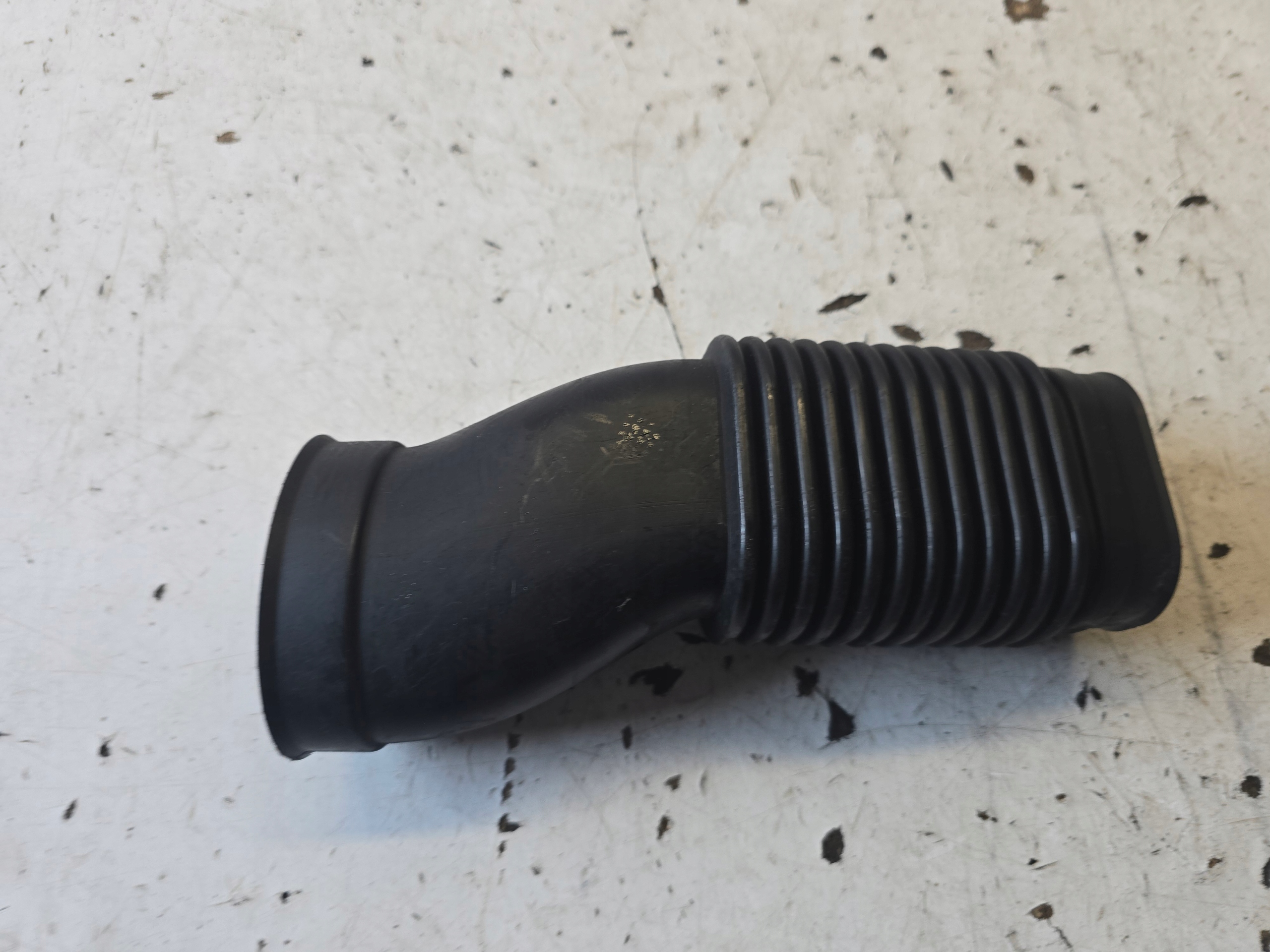 OPEL CORSA E rohr DOLOT Schlauch luft 13427552