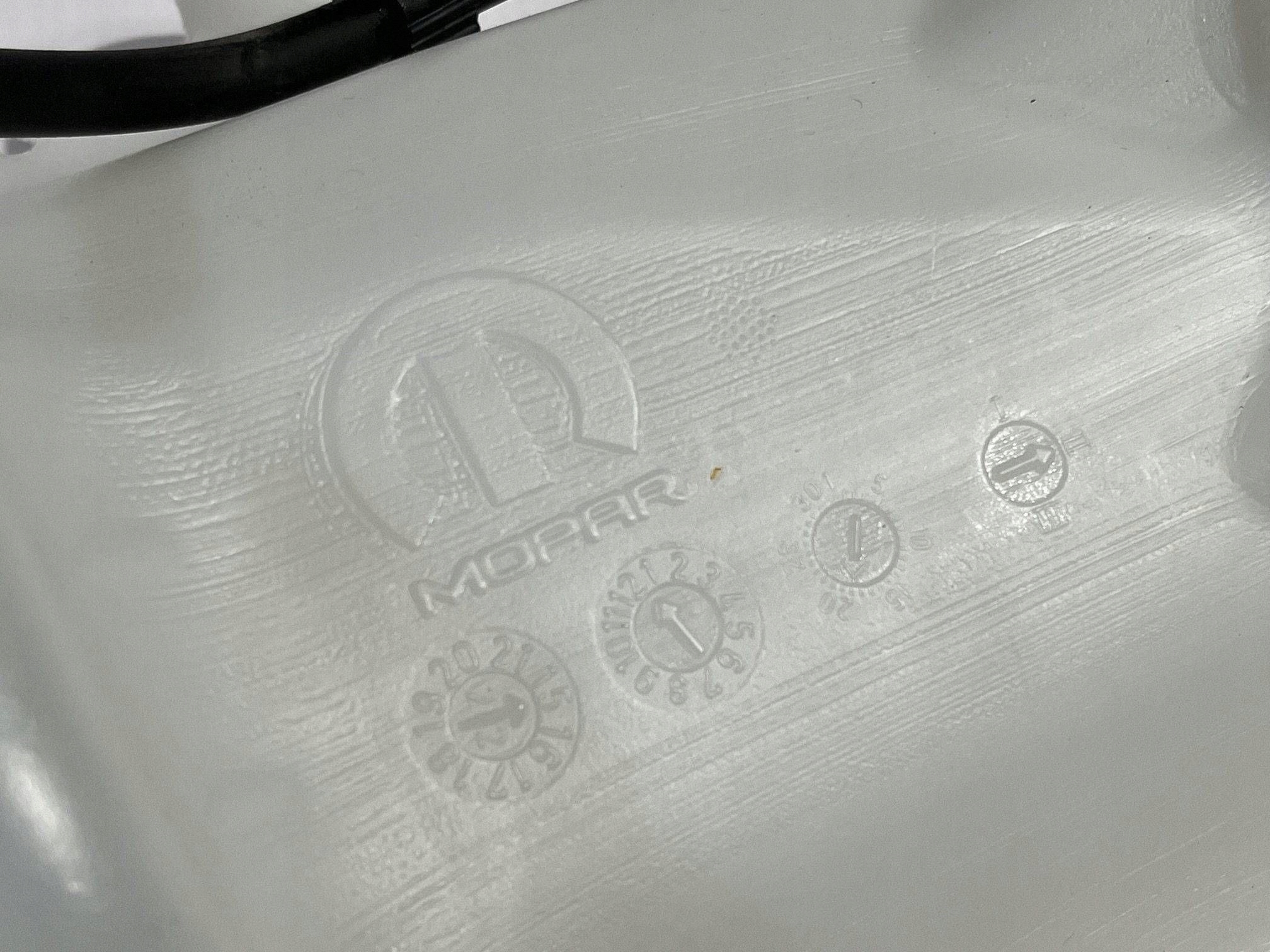 Behälter Behälter Pumpe plyny Spritzdüse Chrysler Pacifica 2017-2026