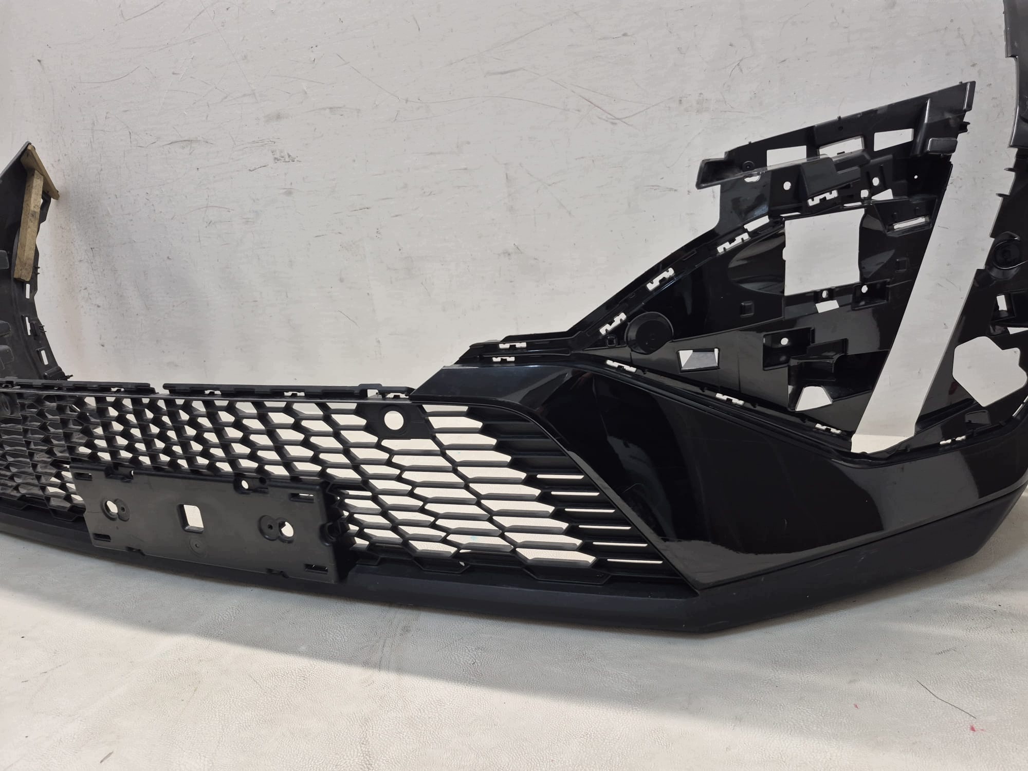 PEUGEOT 408 22- bumper front front grid 9844515080